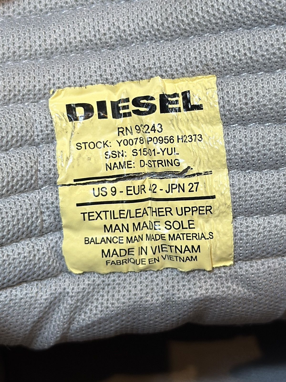 Diesel (SS15) D-STRING HI TOP Size US 9 / EU 42 - 13 Thumbnail