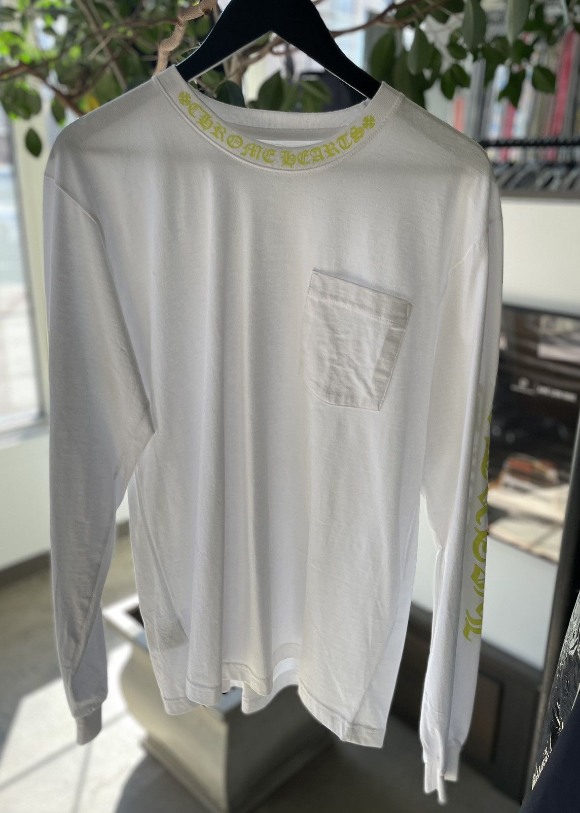 Chrome Hearts Chrome Hearts Neck Logo Cross Longsleeve White/Neon Size US L / EU 52-54 / 3 - 2 Thumbnail