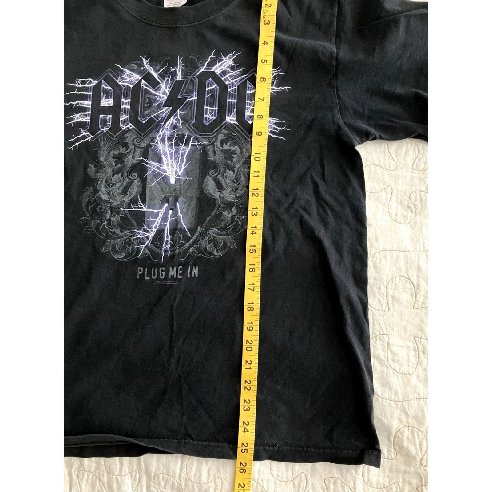 Anvil AC/DC T Shirt Plug Me 2007 Black Band T-Shirt Size M Men Crew Neck Short Sleeve Vintage No? Wait. Size US M / EU 48-50 / 2 - 4 Thumbnail