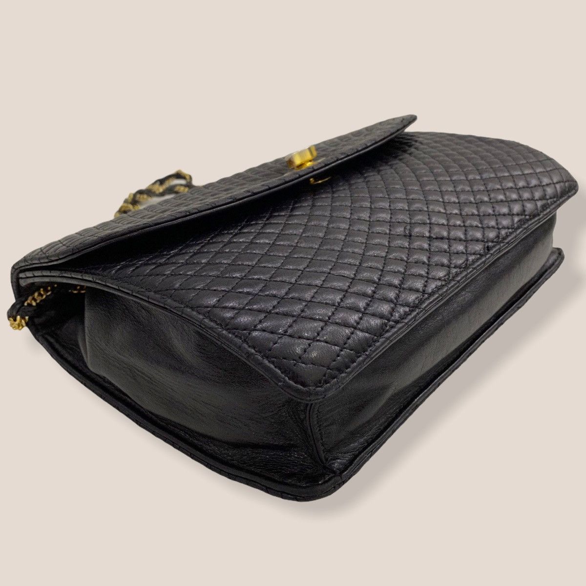 Bally ‼️LASTDROP‼️ AUTHENTIC BALLY LEATHER QUILTED SHOULDER BAG Size ONE SIZE - 14 Thumbnail