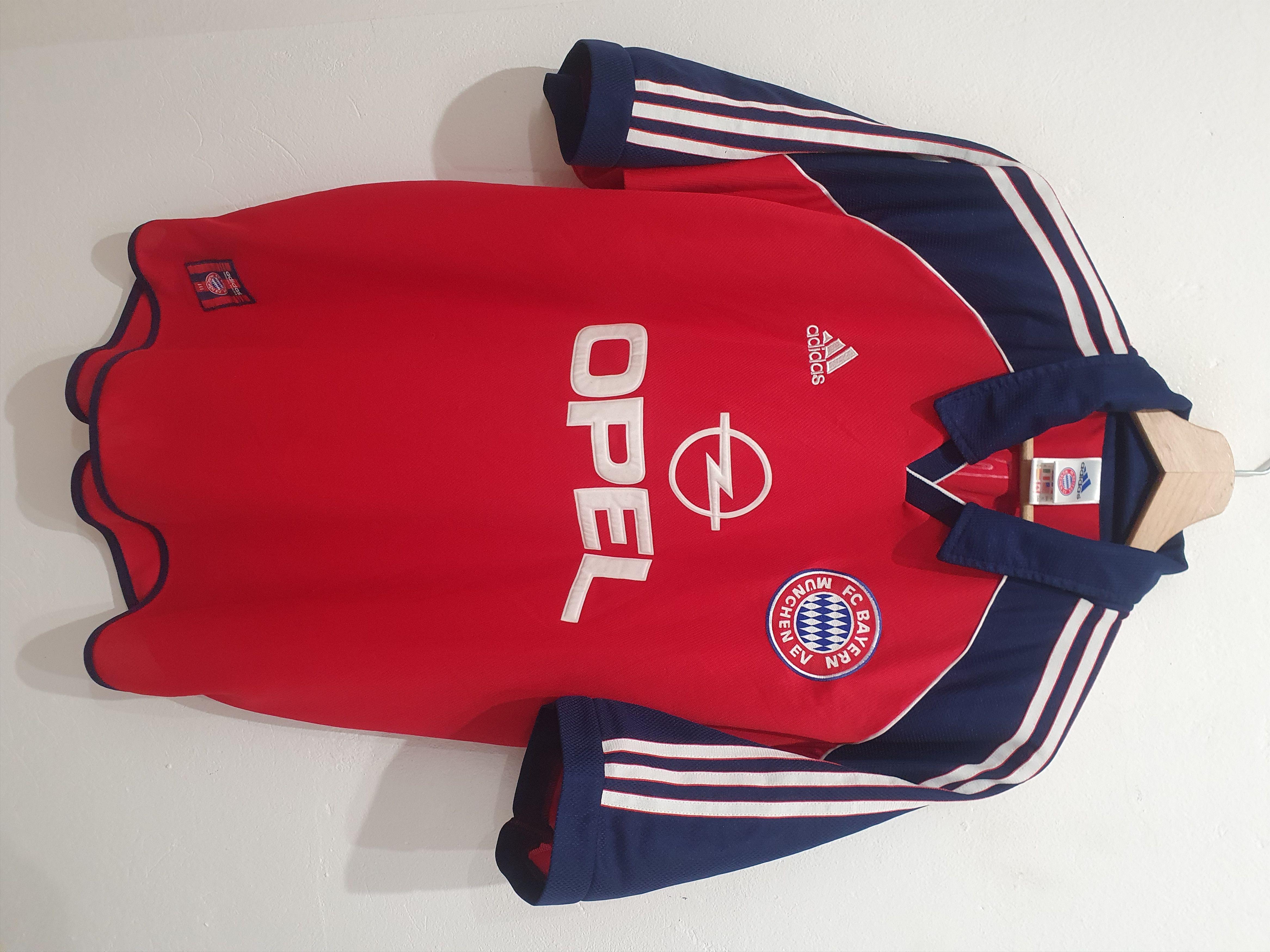 image of Bayern Munchen Munich 1999 2000 Size XL Adidas Jersey in Red, Men's