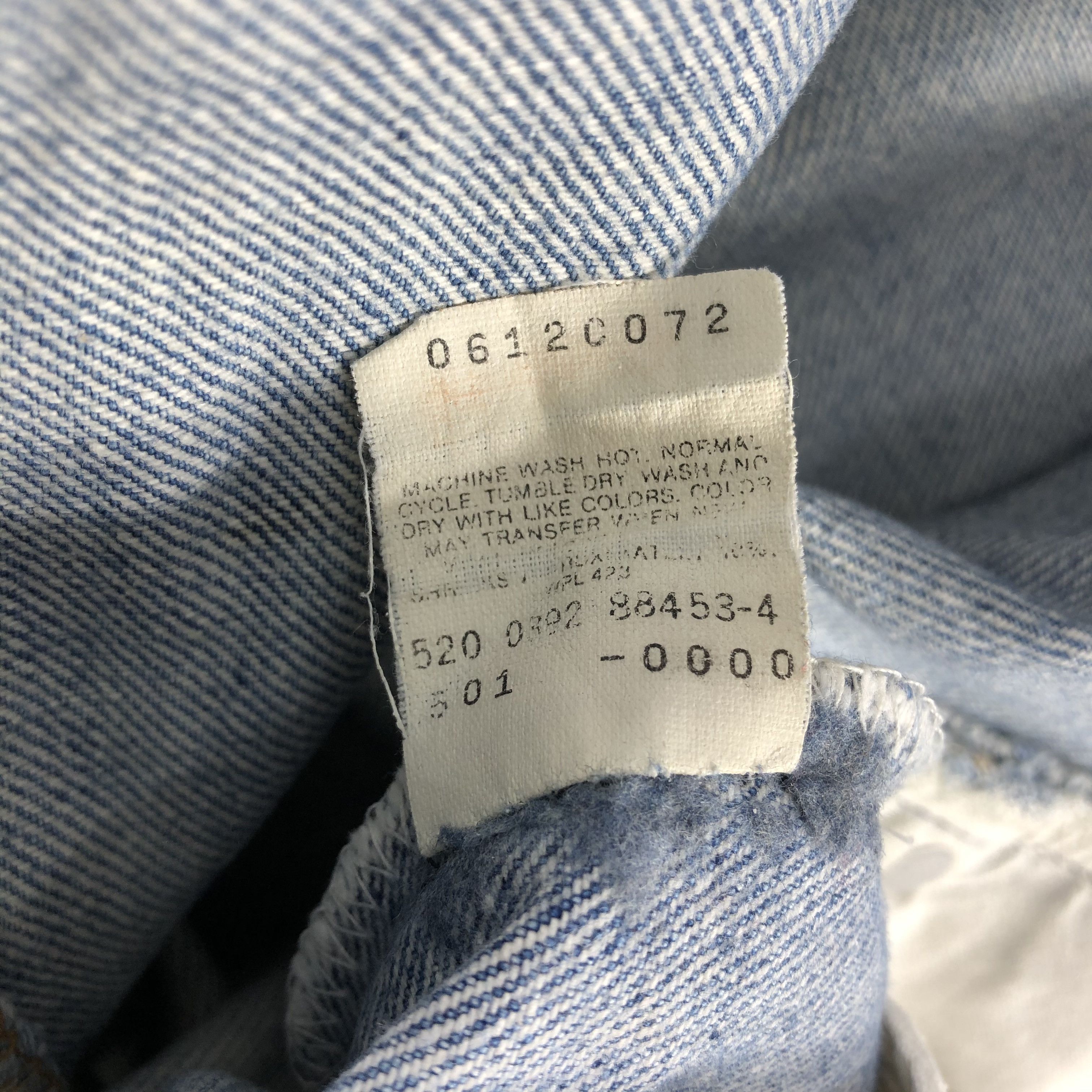 Levi's × Vintage Vintage 90s Light Wash Levis 501 Jeans-JM2739 Size US 36 / EU 52 - 14 Thumbnail