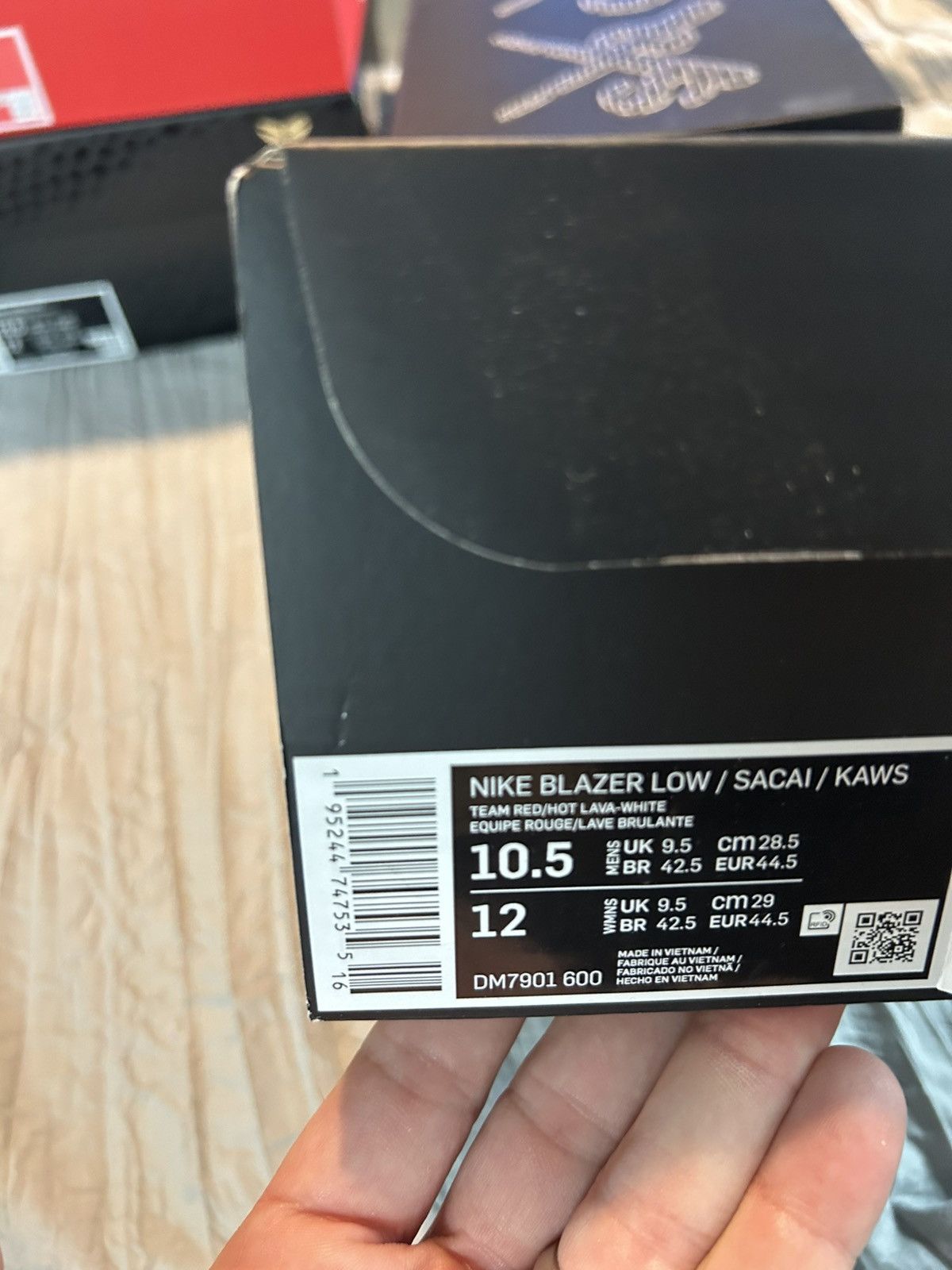 Kaws × Nike × Sacai Nike Blazer x Kaws x Sacai Size US 10.5 / EU 43-44 - 8 Thumbnail
