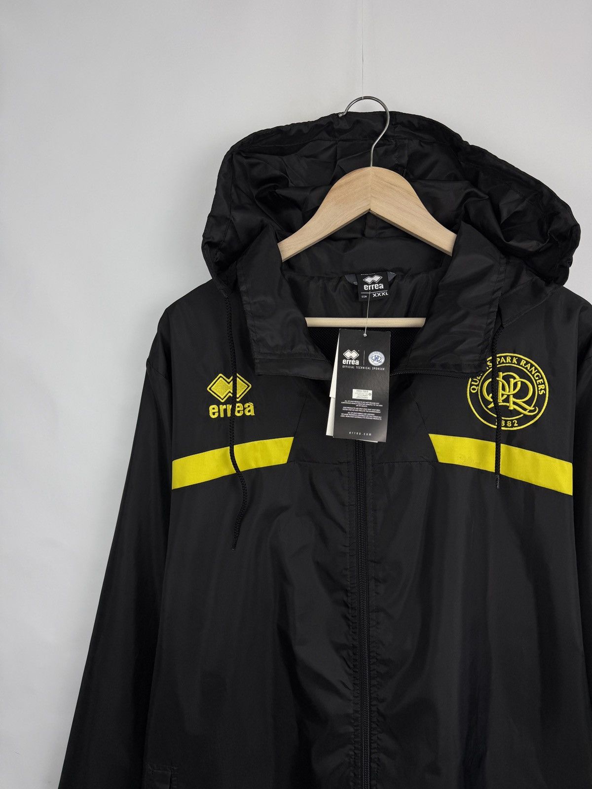 Errea ❗️NWT 🇬🇧 Errea Queens Park Rangers QPR Windbreaker Jacket Rare Size US XXL / EU 58 / 5 - 4 Thumbnail