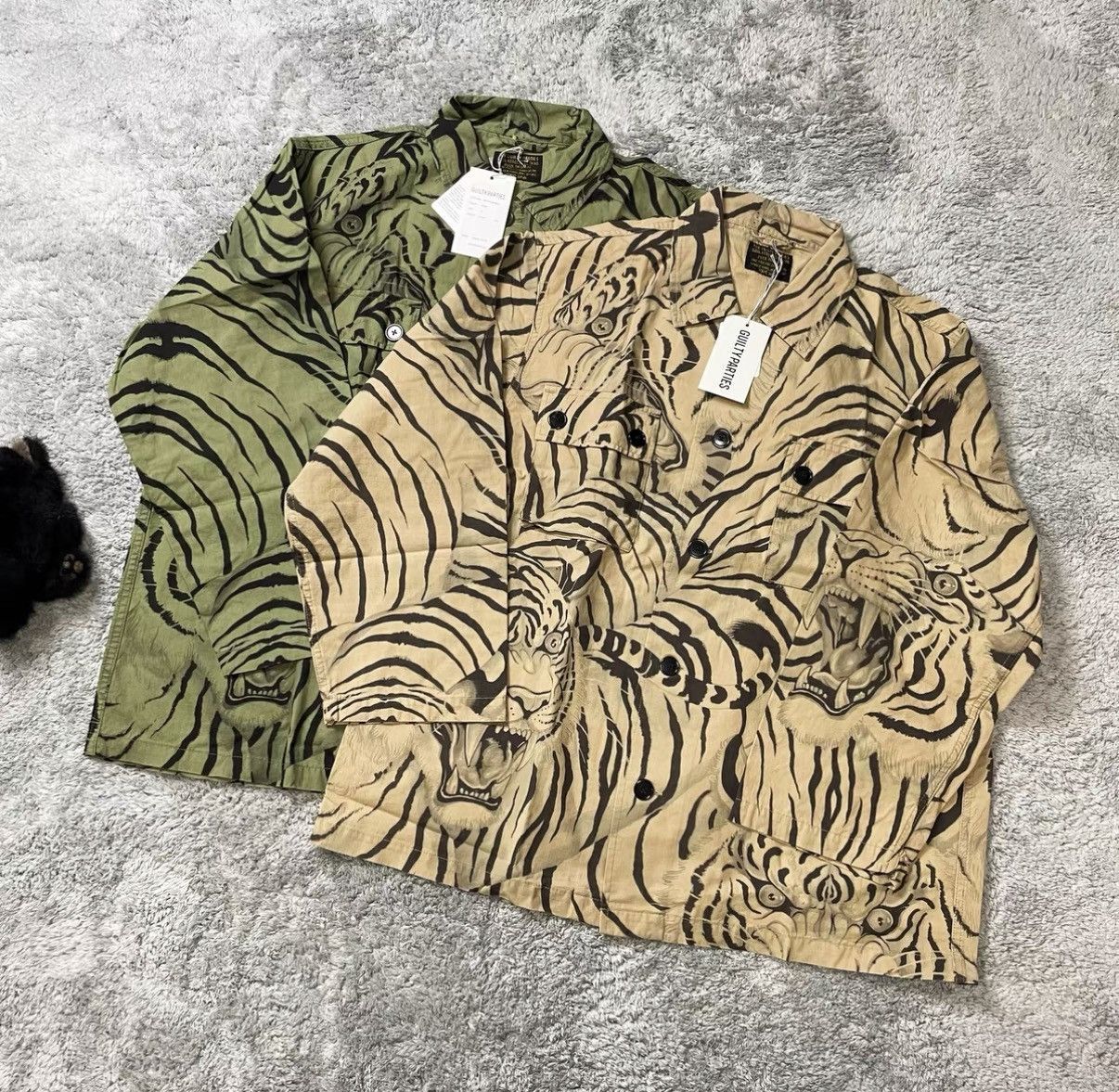 Wacko Maria Green Tiger Print Button-Up Shirt Size US M / EU 48-50 / 2 - 1 Thumbnail