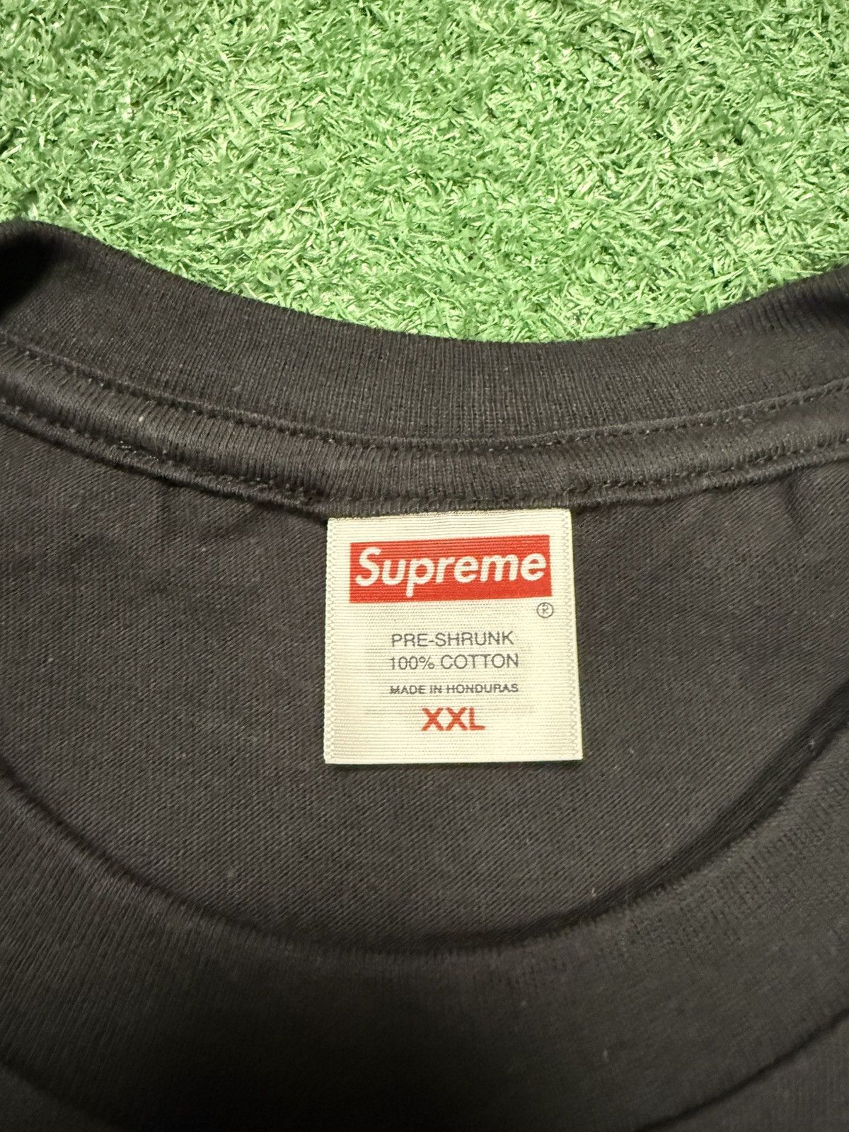 Supreme Supreme damien hurst sheep tee shirt Size US XXL / EU 58 / 5 - 7 Thumbnail