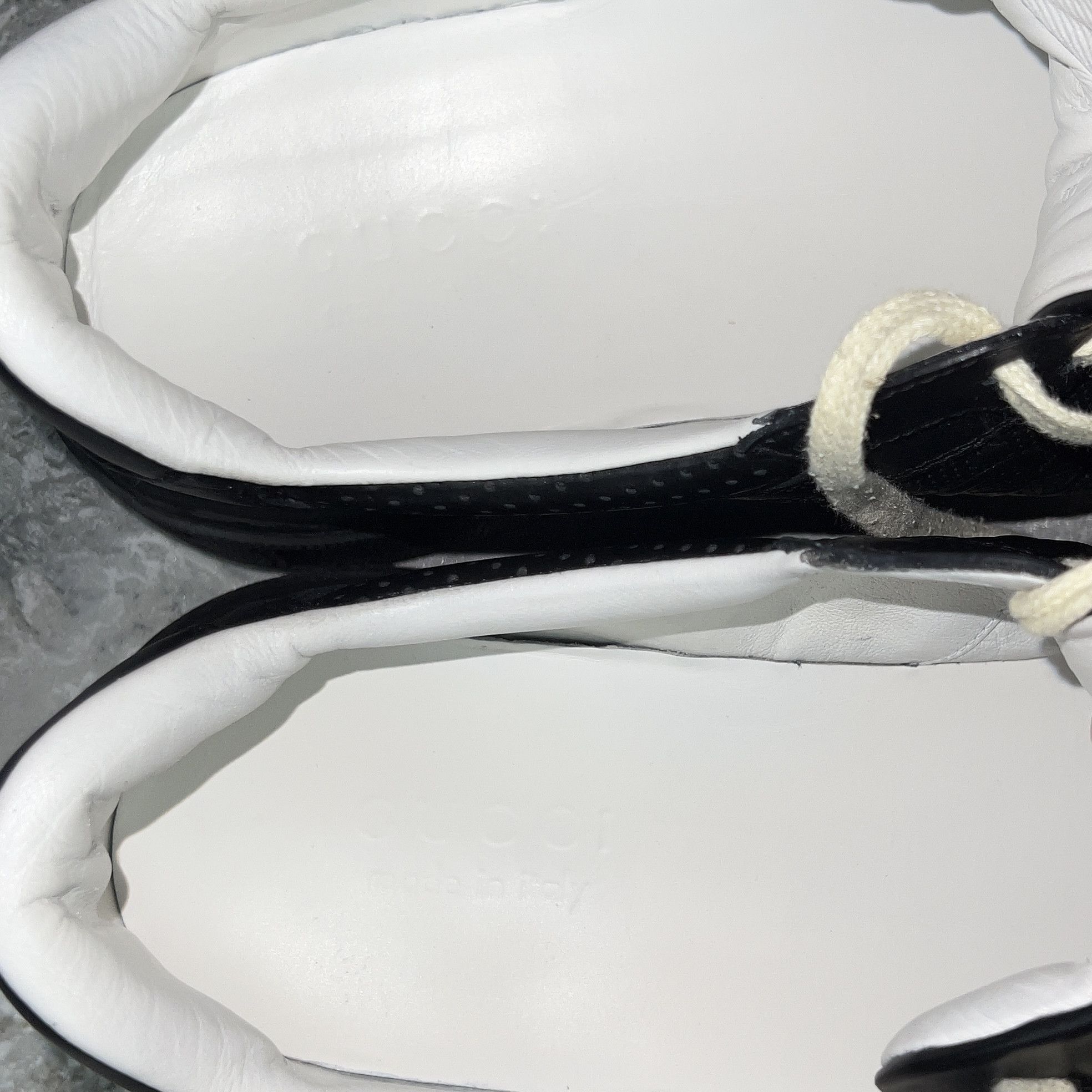 Gucci Gucci Chunky GG Embossed Logo Trainer Sneaker Leather Size US 9.5 / EU 42-43 - 12 Thumbnail