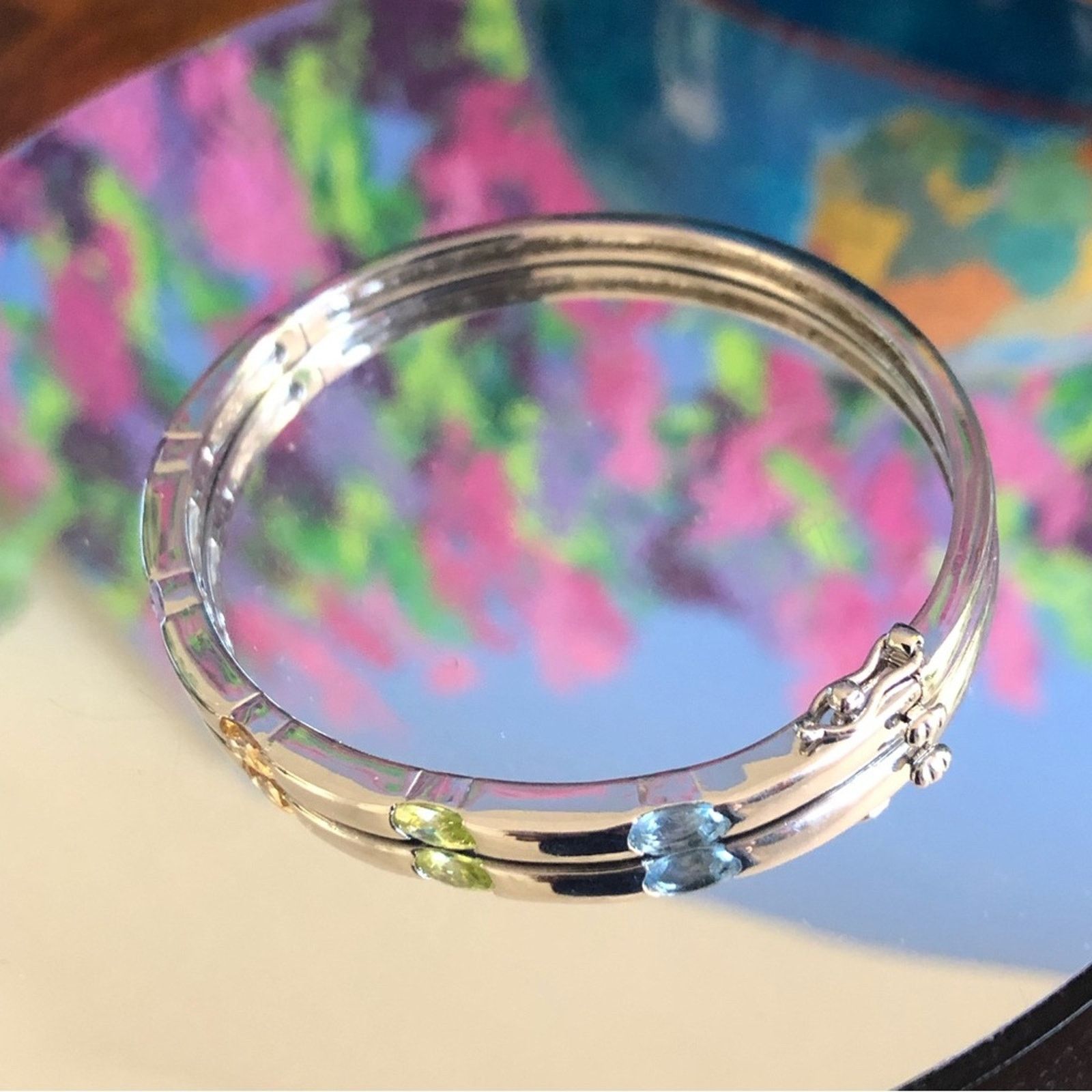 Jewelry Oval colorful glass stone silver bangle bracelet Size ONE SIZE - 3 Thumbnail