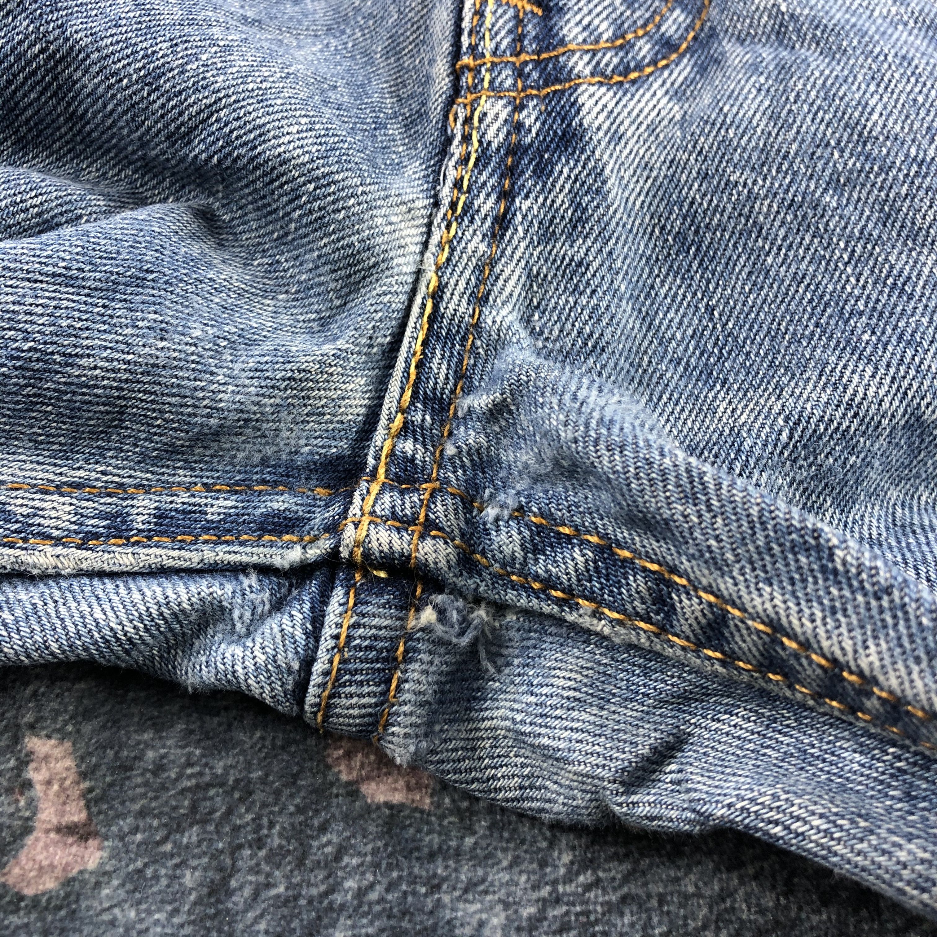 Levi's × Vintage Vintage Blue Wash Levis 505 Jeans-JM2985 Size US 39 - 10 Thumbnail