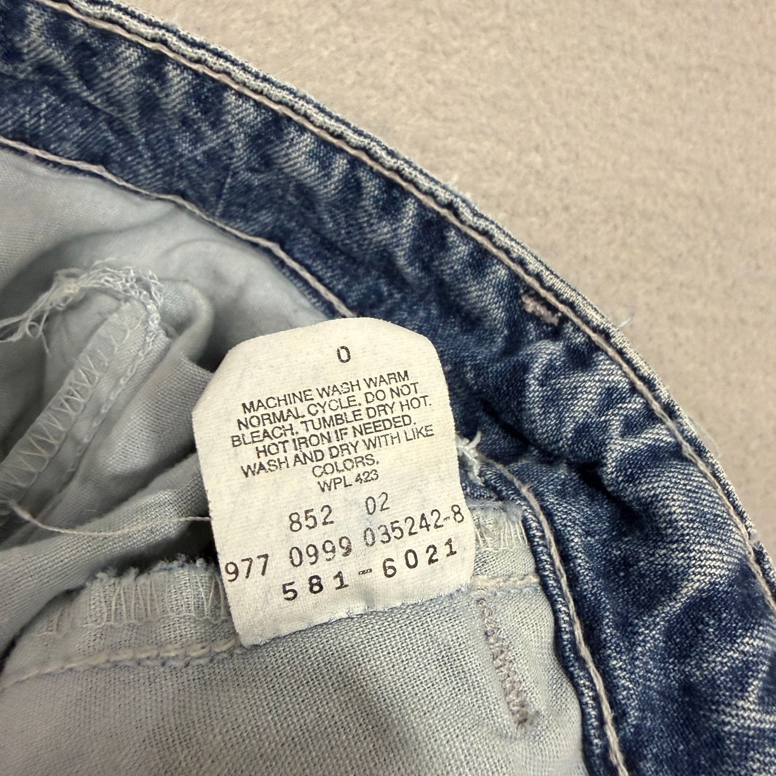 Levi's Vintage Levis Dry Goods Cargo Jeans Mens 34x34 90s 1999 Size US 34 / EU 50 - 8 Thumbnail