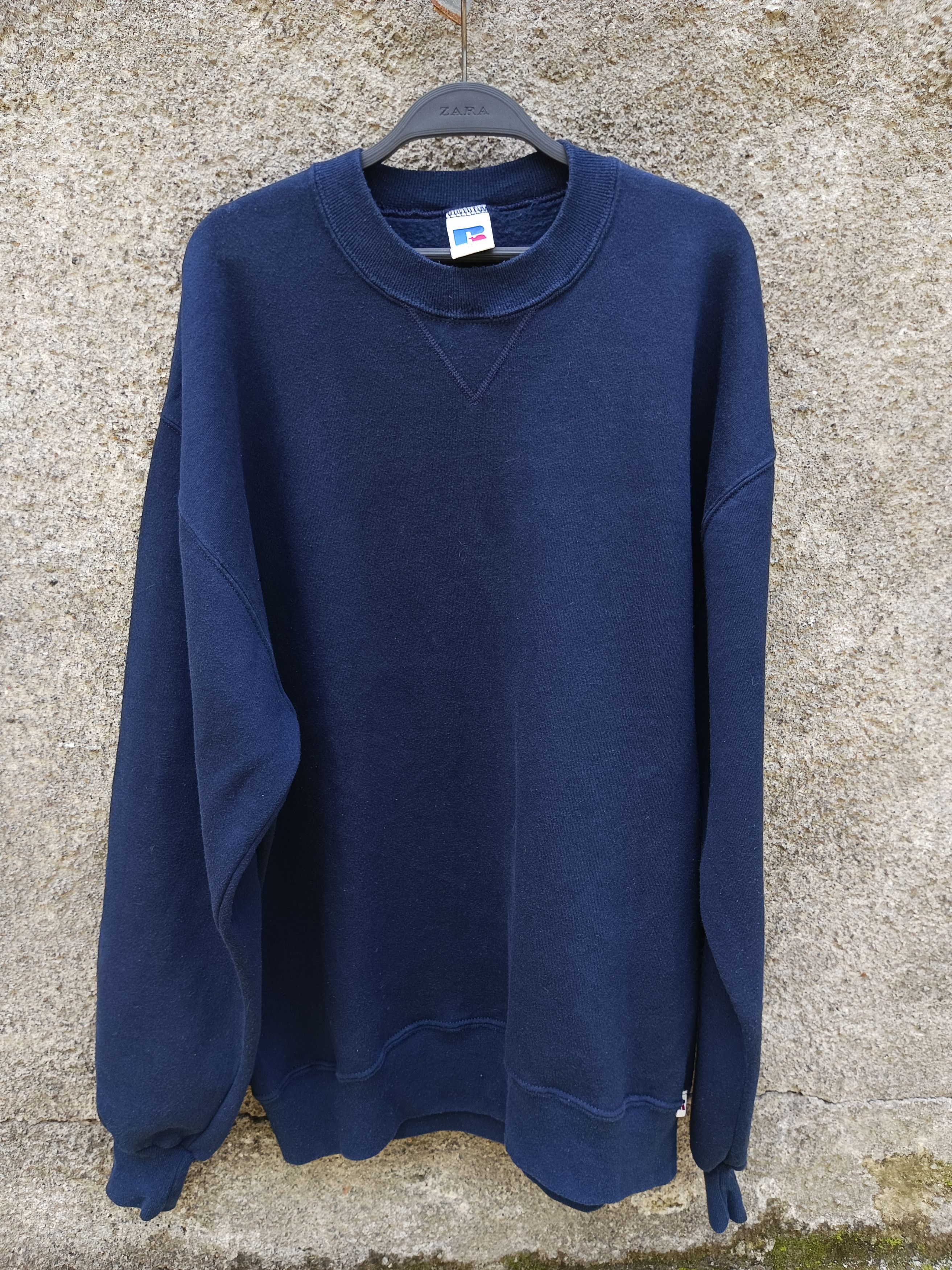 Russell Athletic vintage russel crewneck Size US L / EU 52-54 / 3 - 1 Thumbnail