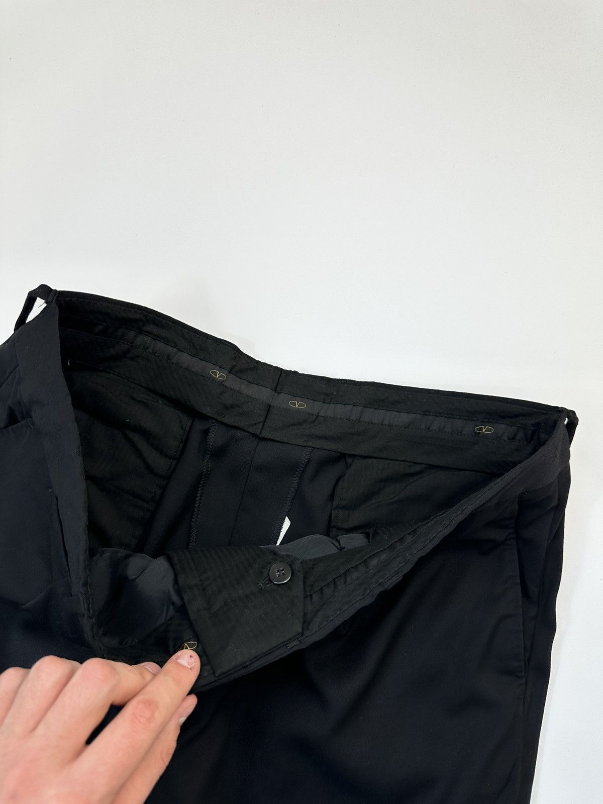 Valentino Vintage Valentino Casual Wool Pants Men's Black Size US 35 - 8 Thumbnail