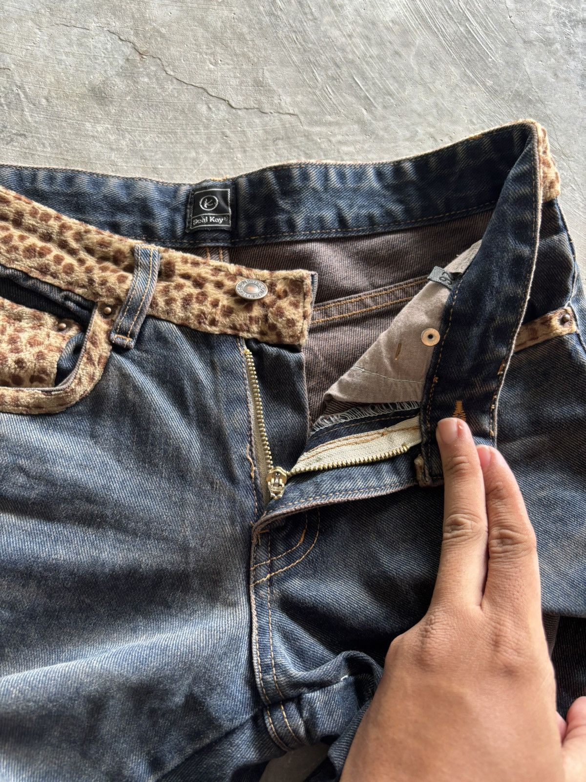 Hysteric Glamour vintage seal kay flared jeans cheetah leopard design rusty Size 26" / US 2 / IT 38 - 5 Thumbnail