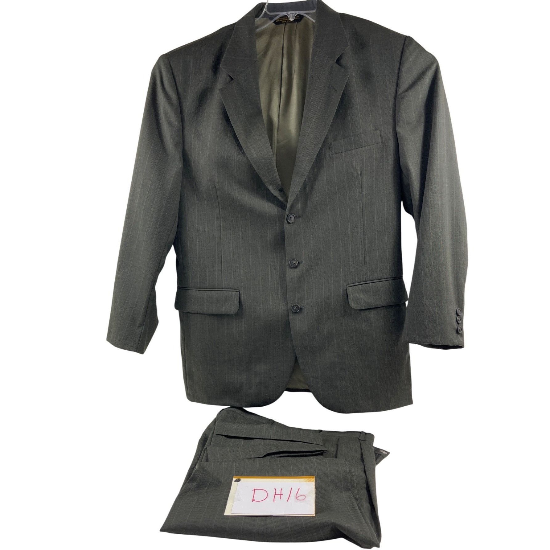 Other Mens Gray Pinstripe Suit 42R 100% Worsted Wool Pants 34/31 B Size 42R - 1 Thumbnail