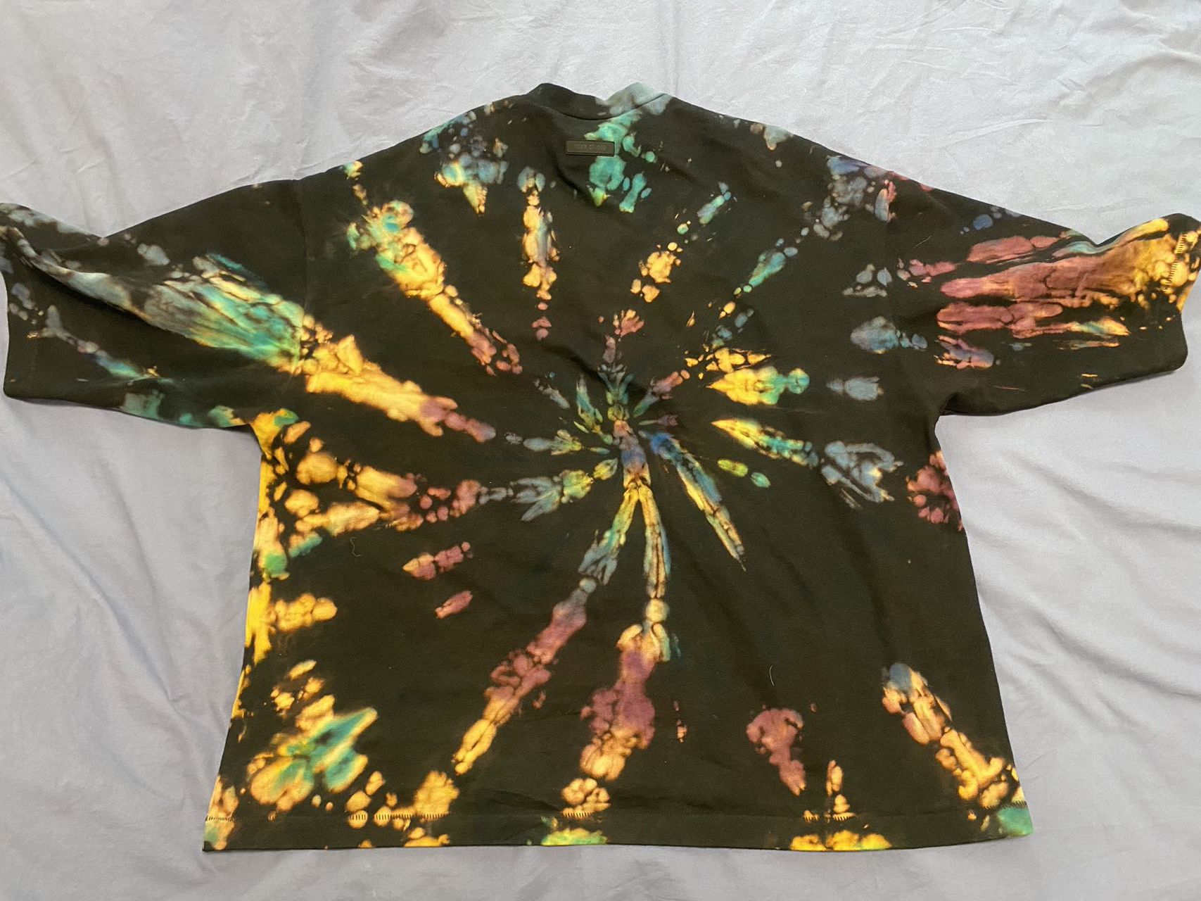 Essentials Tie Dye Fear of God ESSENTIALS Football T-Shirt Size US XL / EU 56 / 4 - 2 Thumbnail