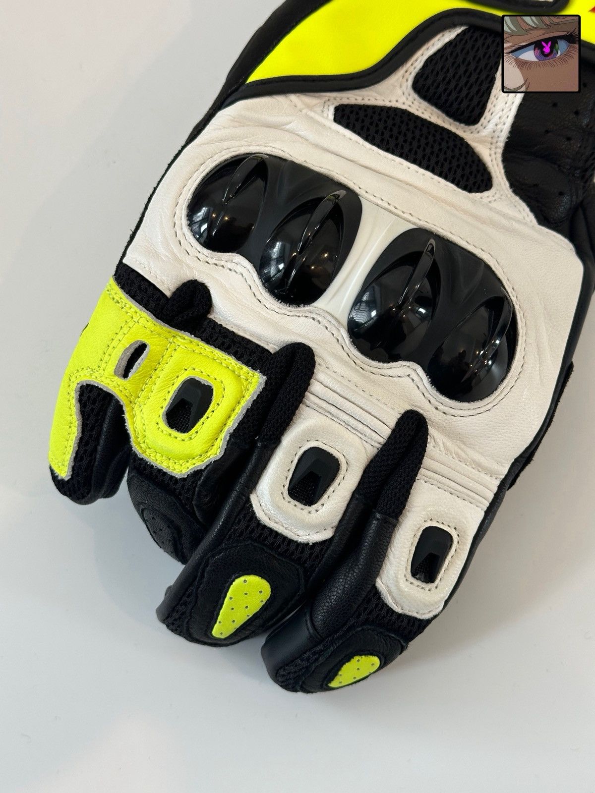 Balenciaga Balenciaga Summer24 Alpine Glove Bag Size ONE SIZE - 3 Thumbnail