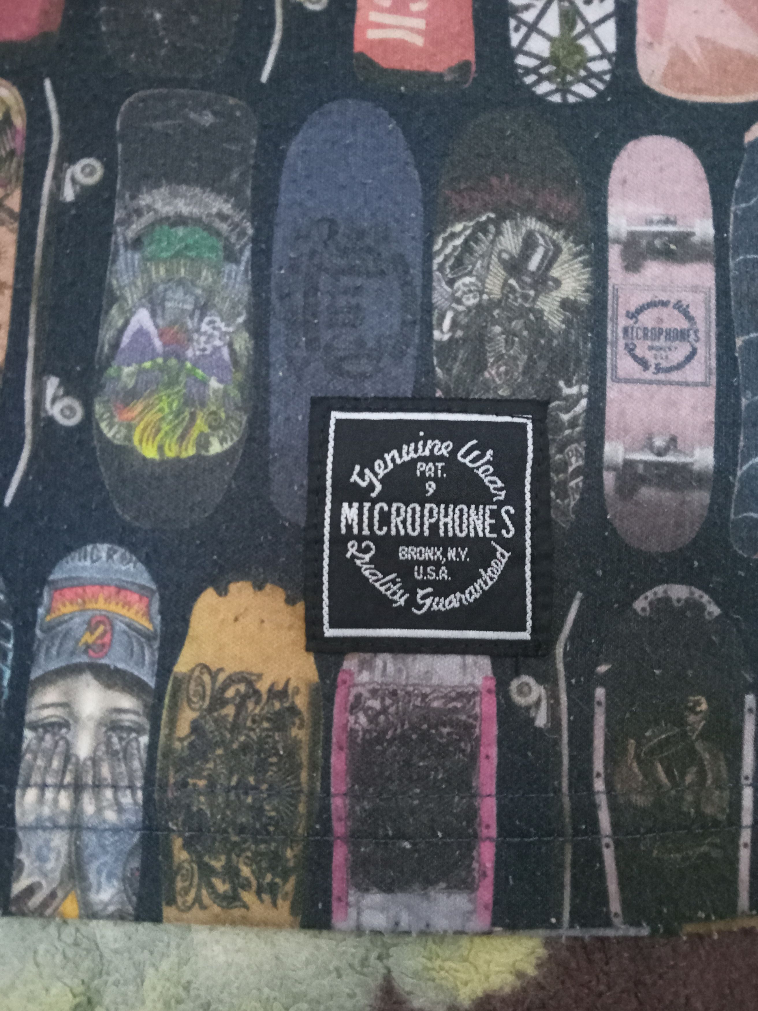 Japanese Brand Nine Microphones Skates All over Print Rare T Shirt Size US M / EU 48-50 / 2 - 4 Thumbnail