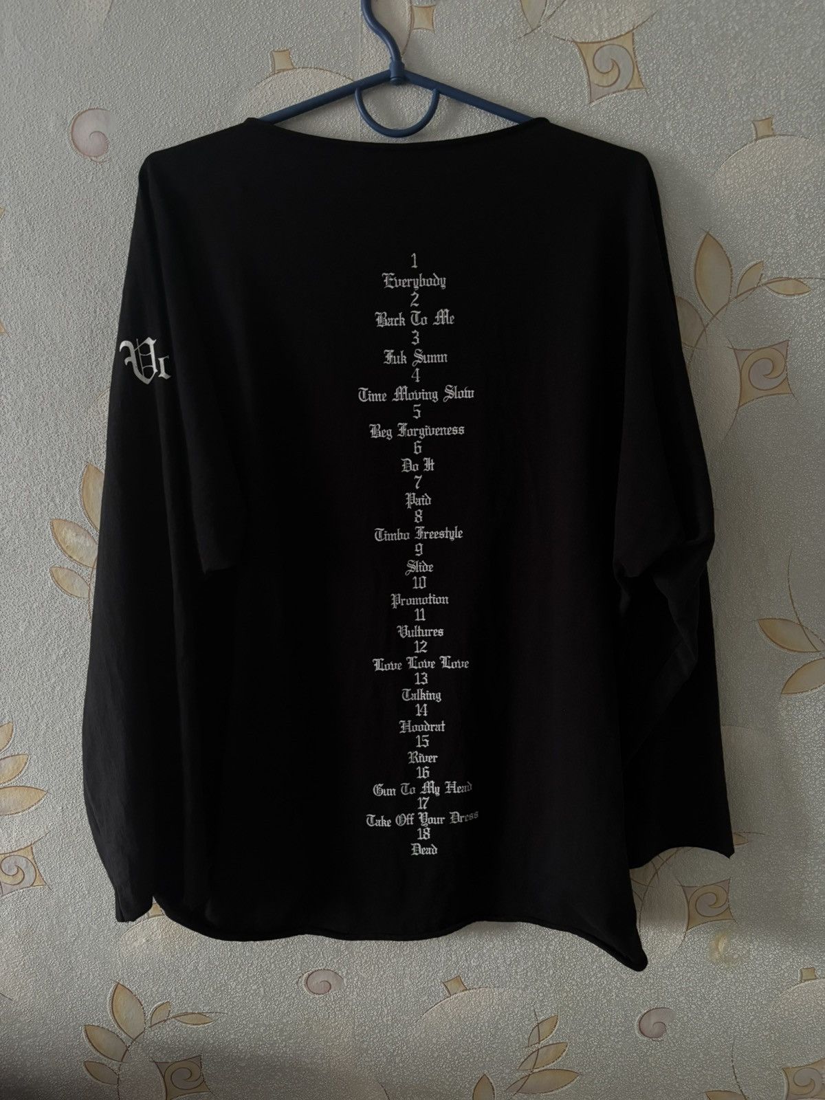 Yeezy Kanye West vultures 1 longsleeve Size US L / EU 52-54 / 3 - 2 Thumbnail