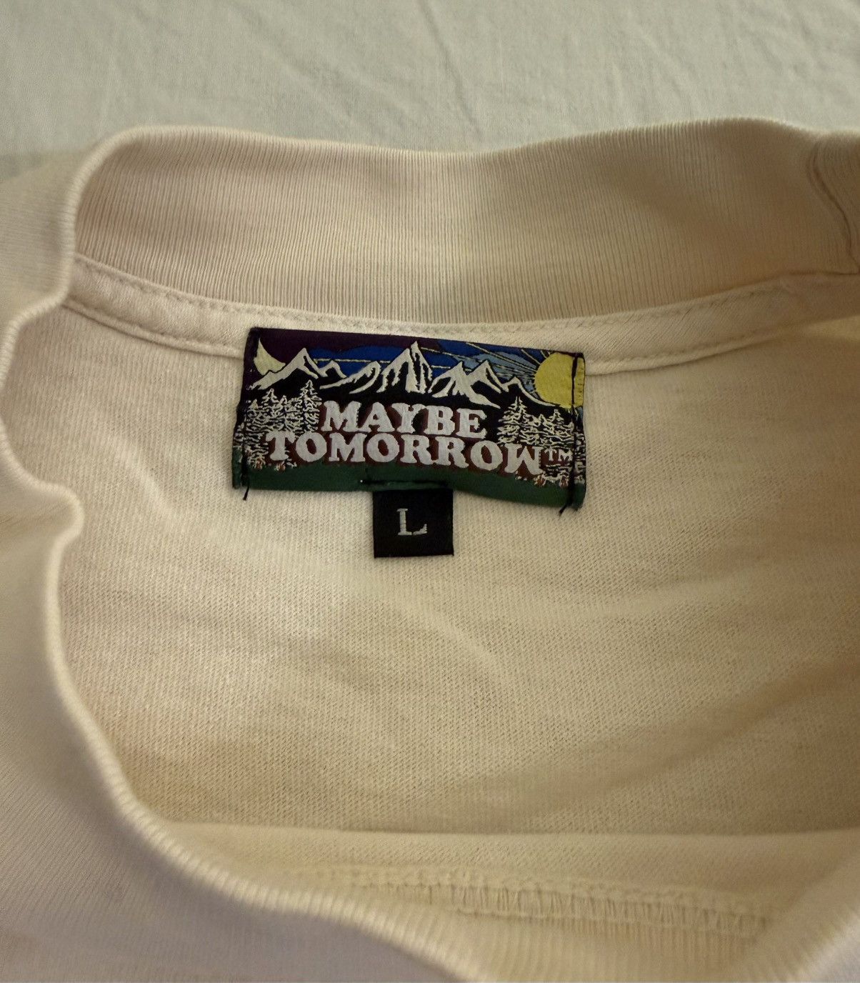 Other Maybe Tomorrow Mt. Hope Tee T-Shirt White L Size US L / EU 52-54 / 3 - 4 Thumbnail