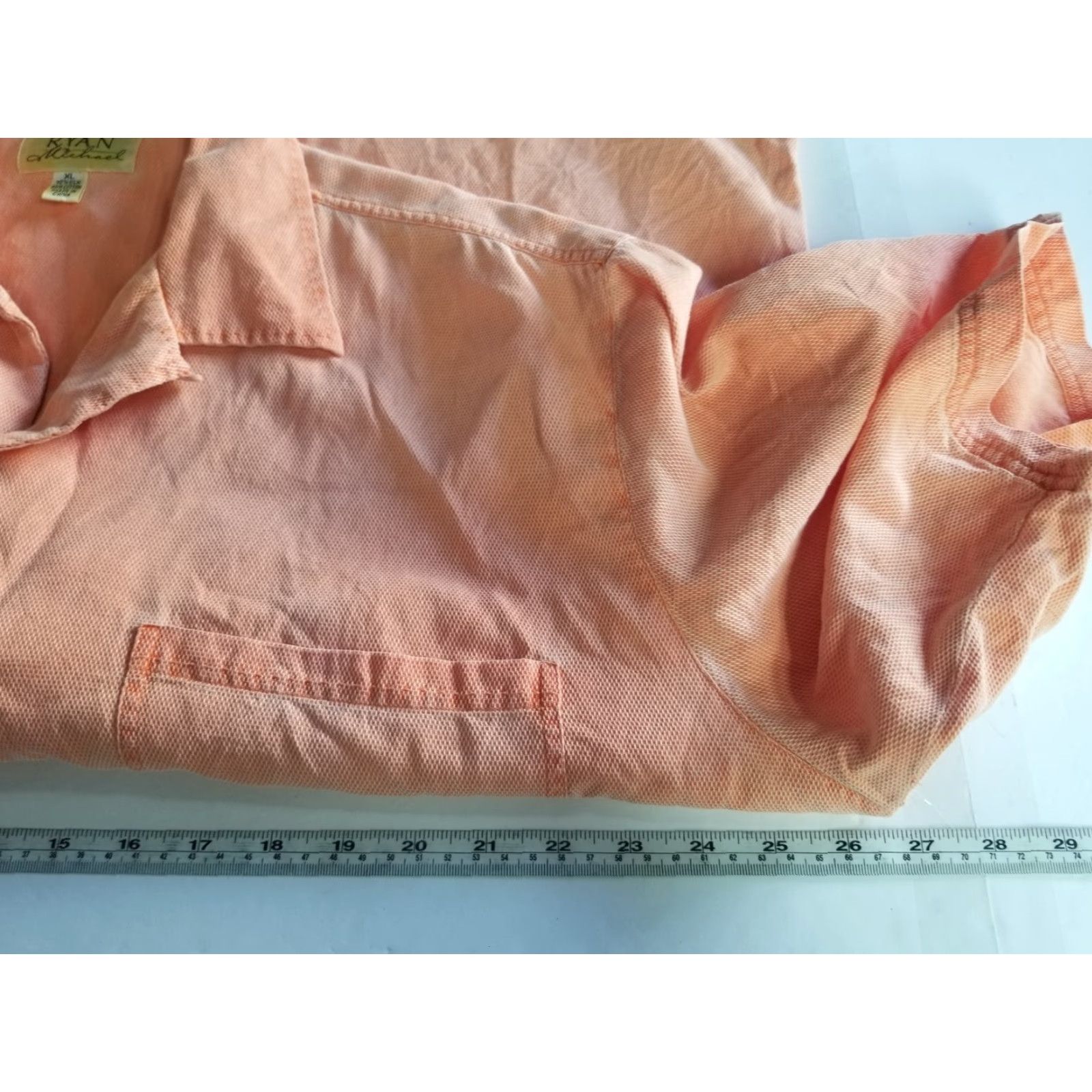 Vintage Vintage Ryan Michael Silk Blend Peach Men's XL Button-Up Shirt User: Vintage Ryan Michael Silk Blend Peach Men's XL Button-Up Shirt Size US XL / EU 56 / 4 - 4 Thumbnail