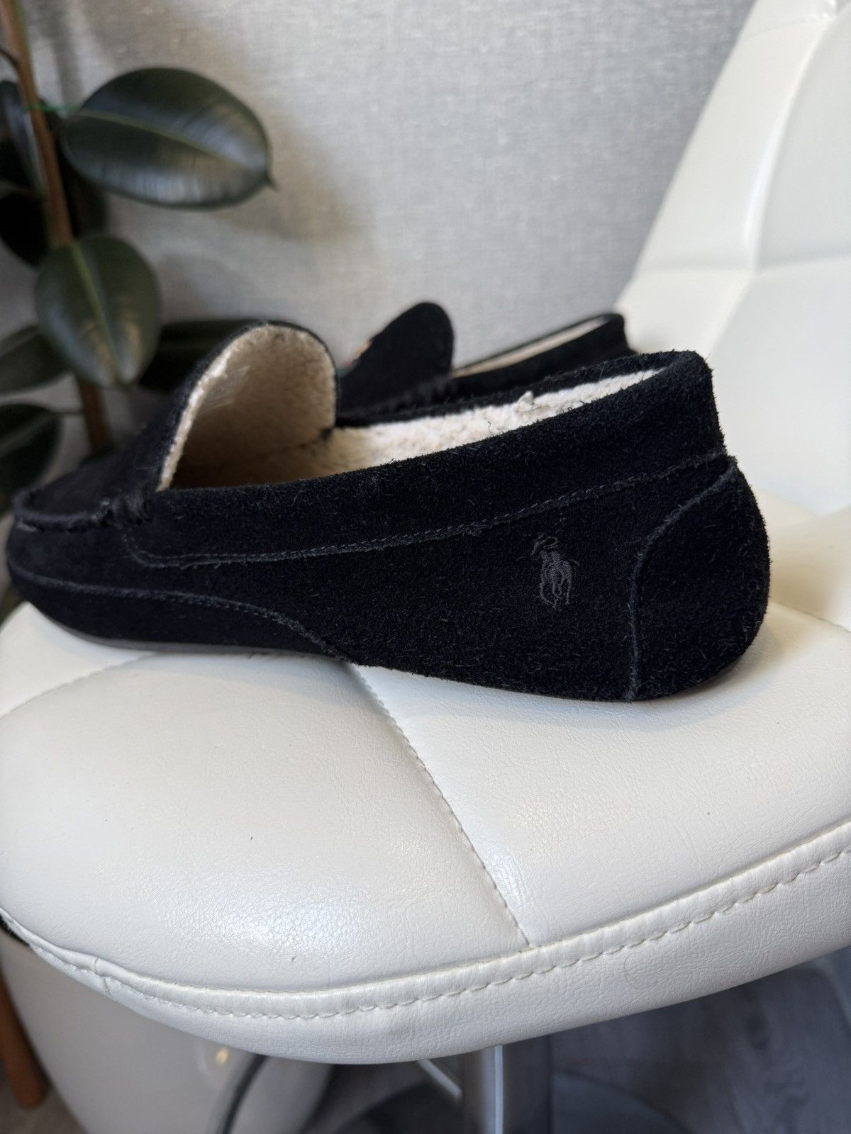 Polo Ralph Lauren Polo Bear Moccasin Slippers Mens Black Suede Shearling Shoes Size US 12 / EU 45 - 4 Thumbnail