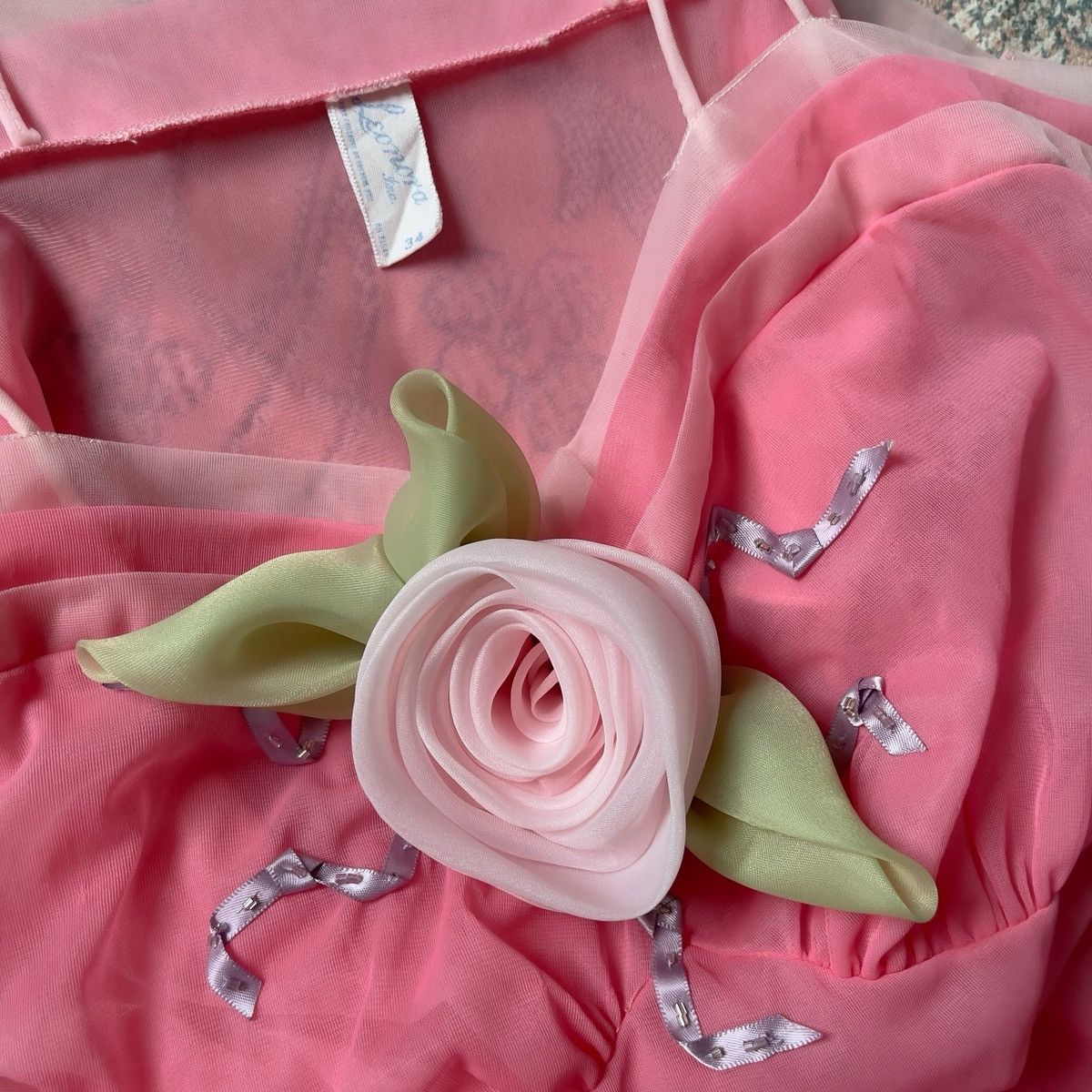 Vintage Vintage 1980s Pink Chiffon Semi-Sheer Nightgown (S–M) Size S / US 4 / IT 40 - 18 Thumbnail