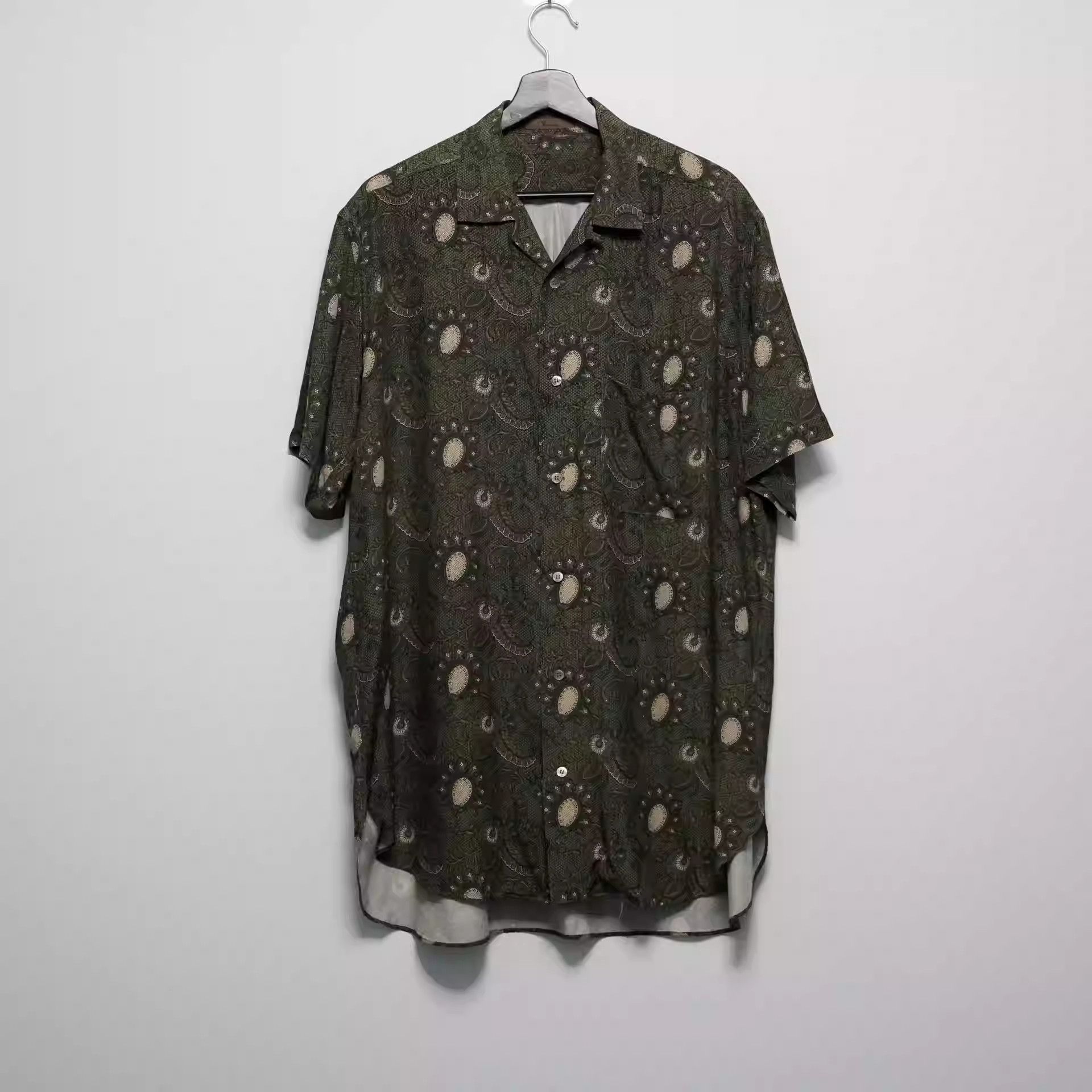image of Yohji Yamamoto Tree Of Life Full Of Printed Shirts in Green, Men's (Size Small)