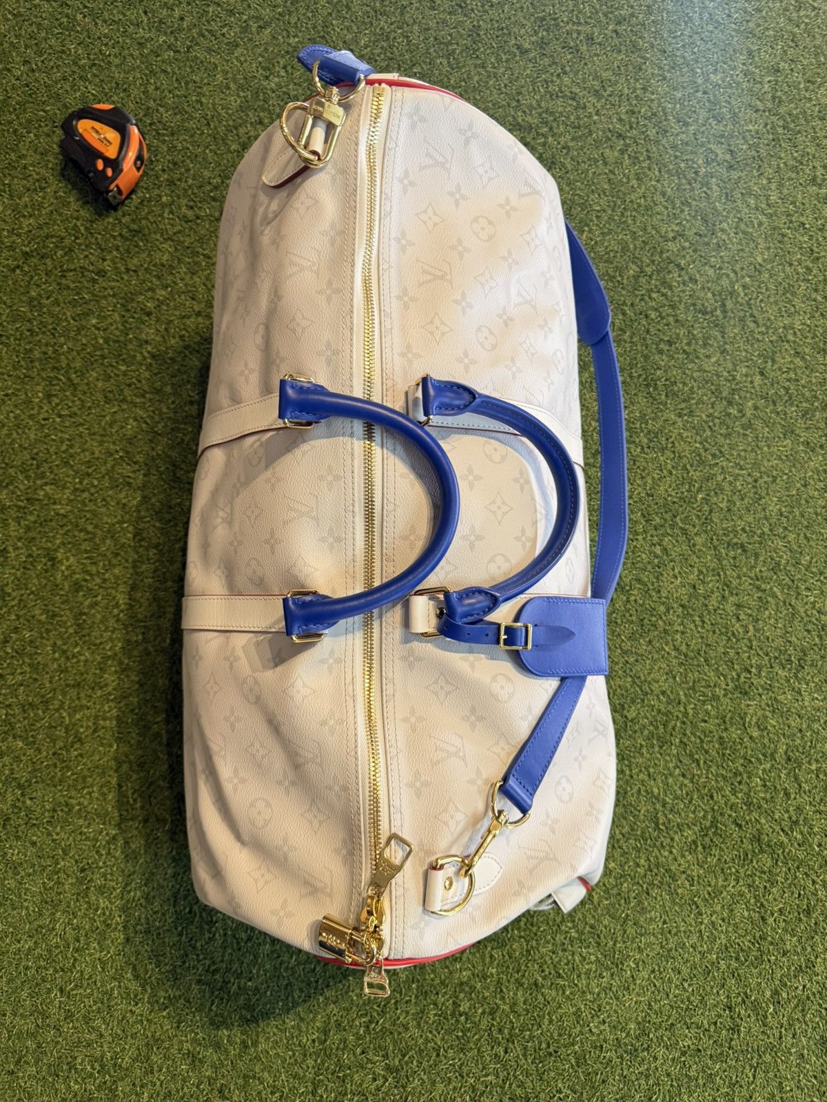 Louis Vuitton × NBA Louis Vuitton X NBA Keepall Antartica Bag Size ONE SIZE - 9 Thumbnail