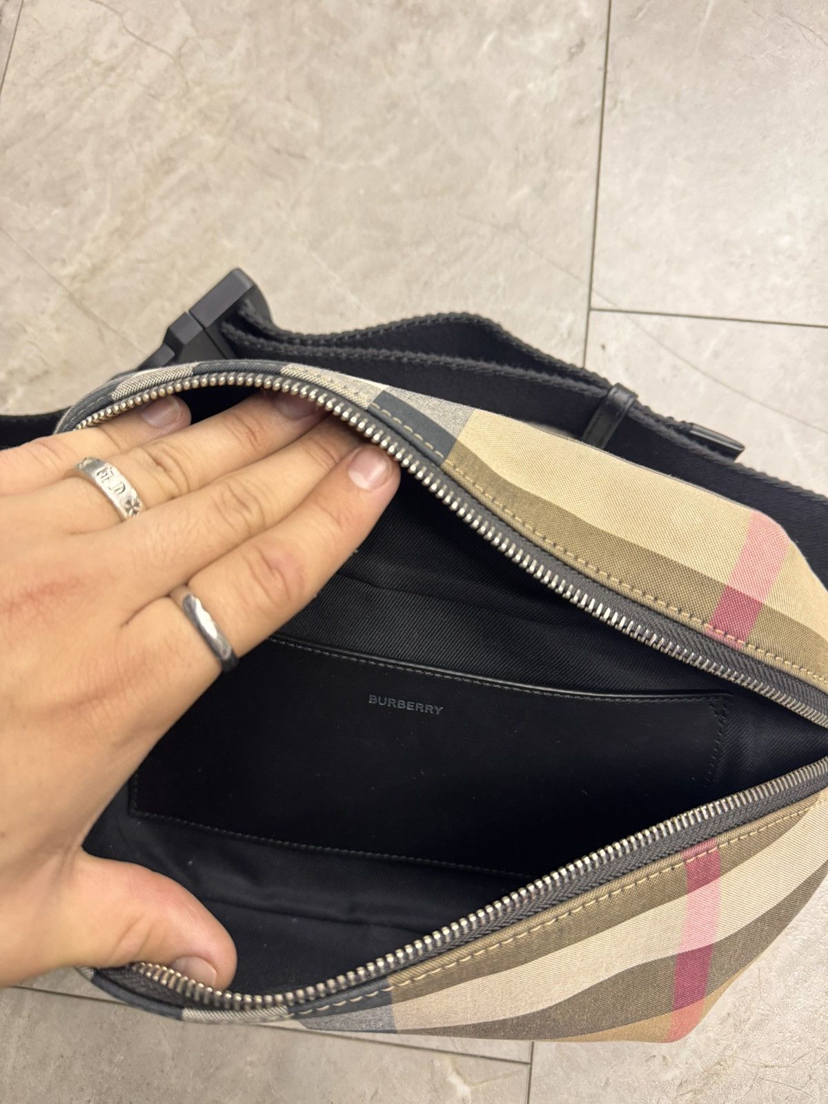 Burberry Burberry Sonny Nova Check Belt Waist Bag Size ONE SIZE - 5 Thumbnail