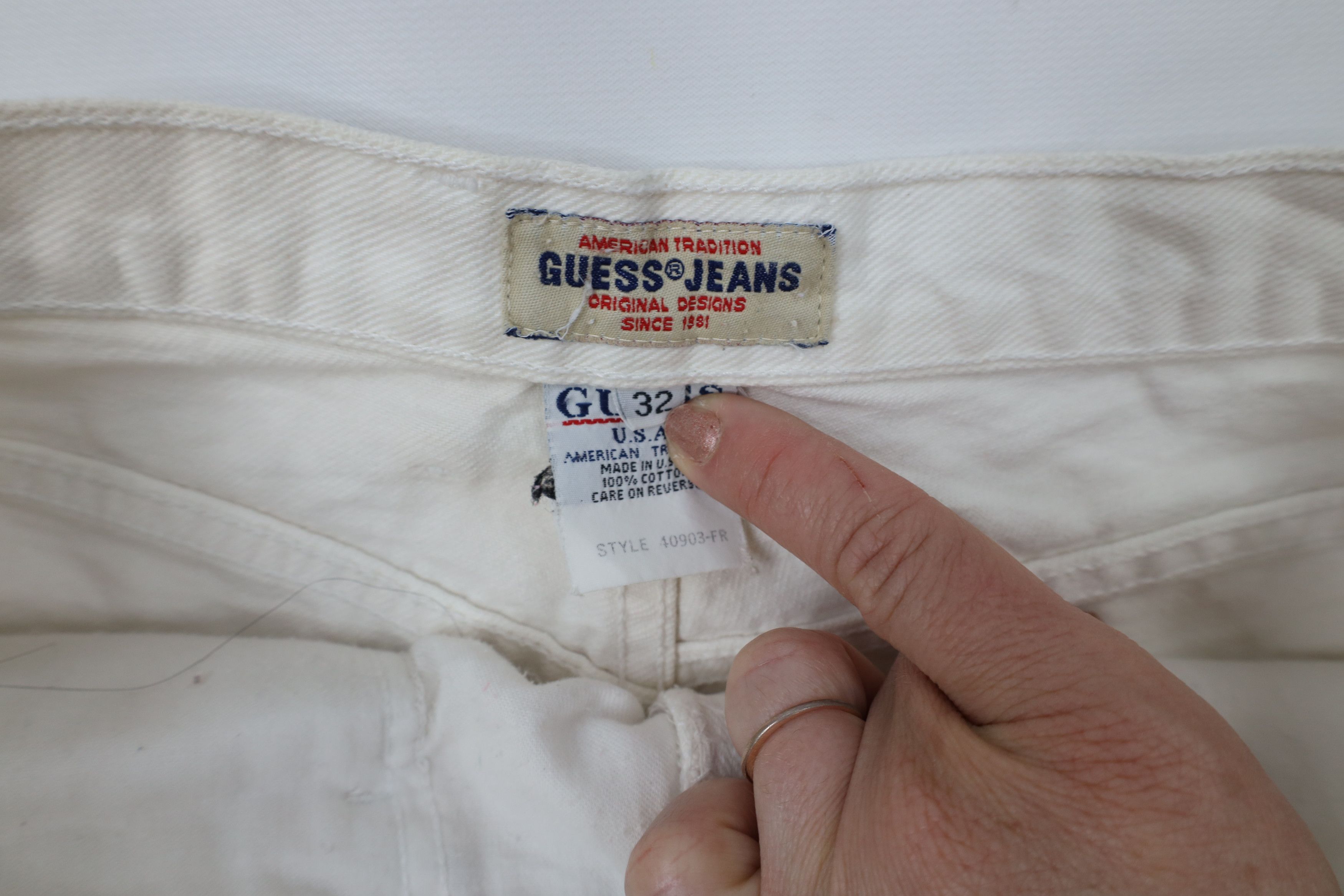 Guess × Vintage Vintage 90s Guess Spell Out Cut Off Denim Jean Shorts USA Size 32" / US 10 / IT 46 - 8 Thumbnail