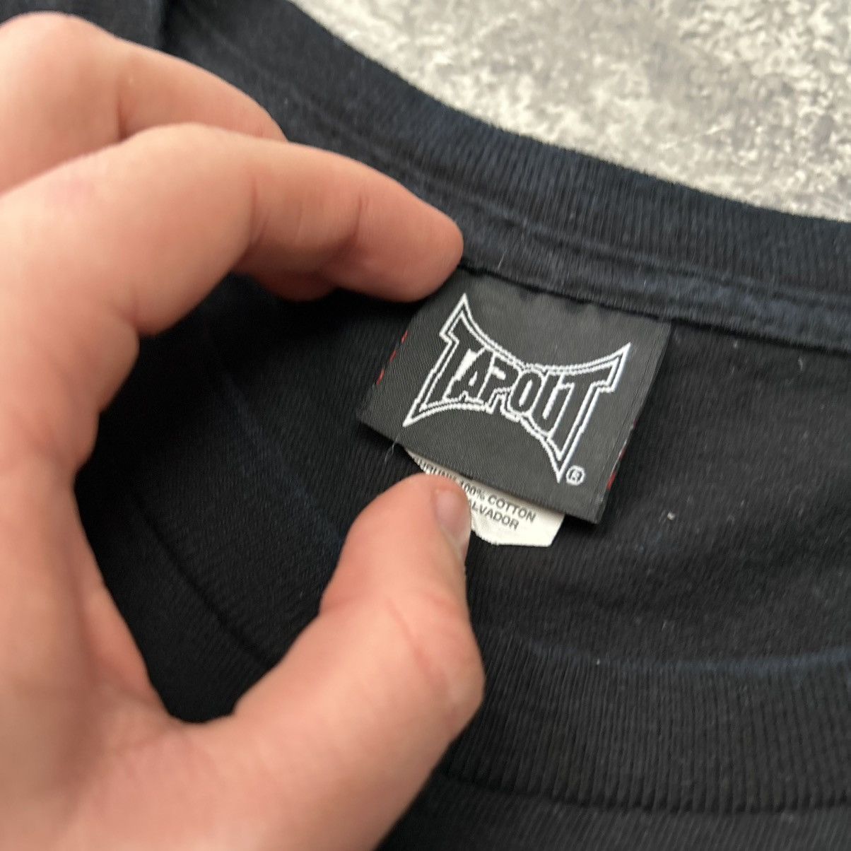 Tapout Mens Tapout Big logo Streetwear y2k skate tee size L Size US L / EU 52-54 / 3 - 6 Thumbnail