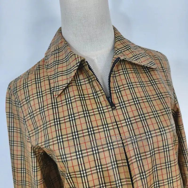 Burberry Burberry Khaki Cotton Plaid Long Sleeve Cardigan. Size M / US 6-8 / IT 42-44 - 2 Thumbnail