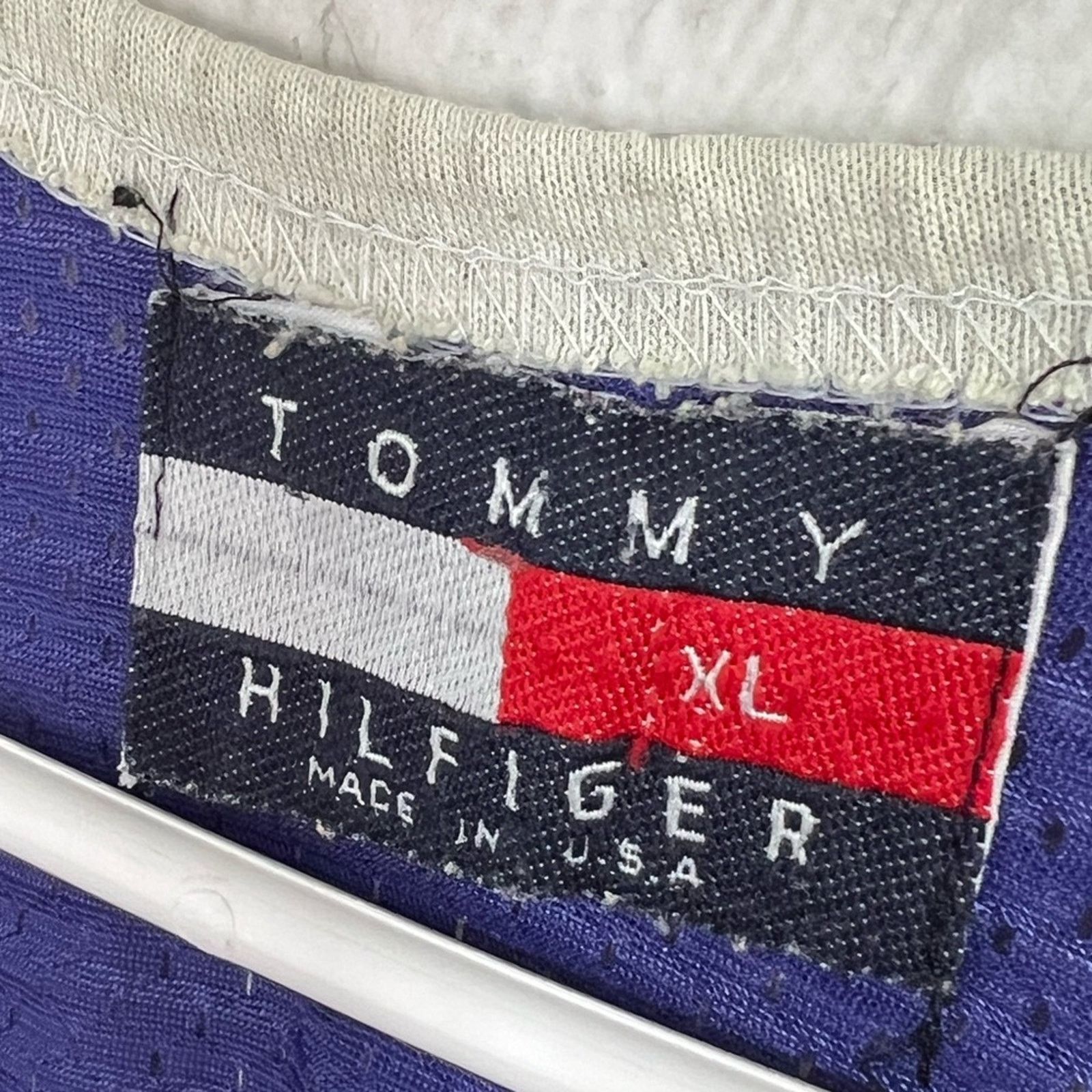 Tommy Hilfiger Vintage Tommy Hilfiger Basketball Jersey 90s MADE IN USA Size US XL / EU 56 / 4 - 3 Thumbnail