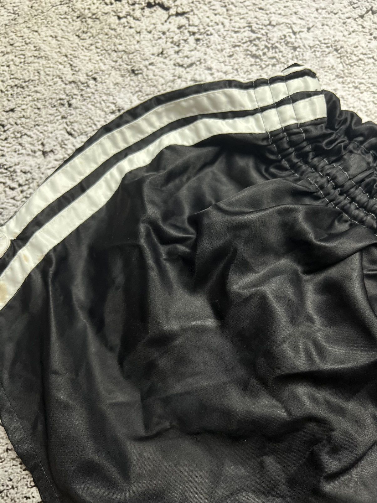Adidas 80’s Adidas west germany shorts Size US 32 / EU 48 - 3 Thumbnail