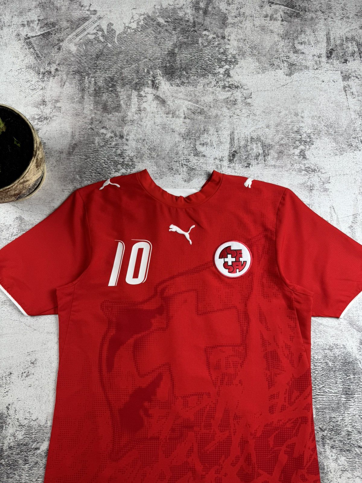 Puma Switzerland Swiss 2006/2008 Vintage #10 Pascal Red Soccer Football Shirt Jersey Size US S / EU 44-46 / 1 - 7 Thumbnail