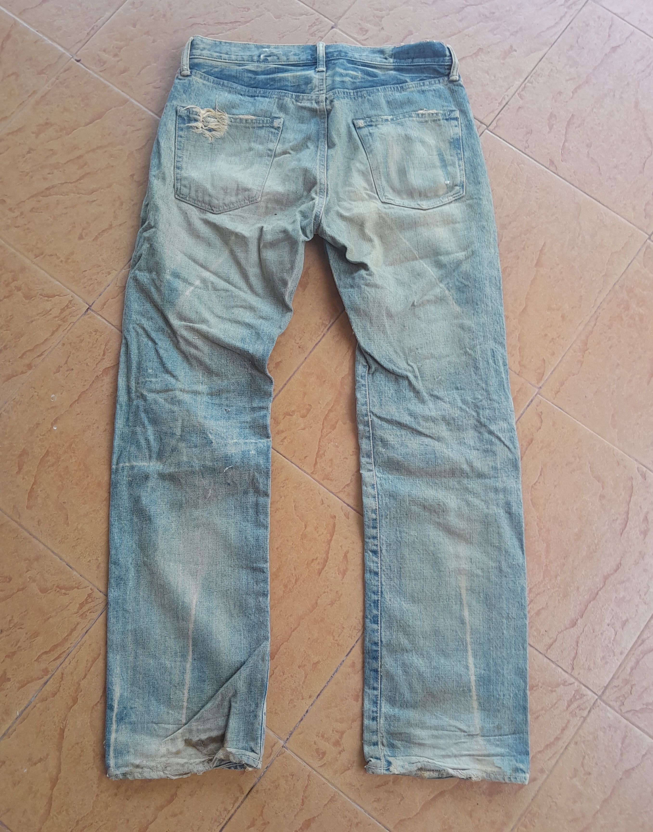 Japanese Brand ❗FINAL DROP❗SPELLBOUND DISTRESSED DIRTY DENIM Size US 32 / EU 48 - 2 Thumbnail