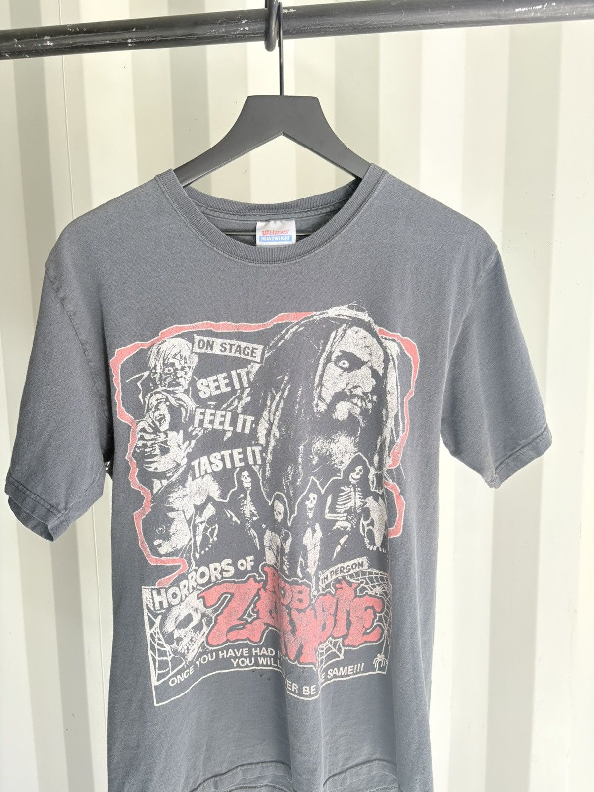 Band Tees Thrashed Rob Zombie Faded Distressed Shirt GRUNGE Band Size US M / EU 48-50 / 2 - 3 Thumbnail