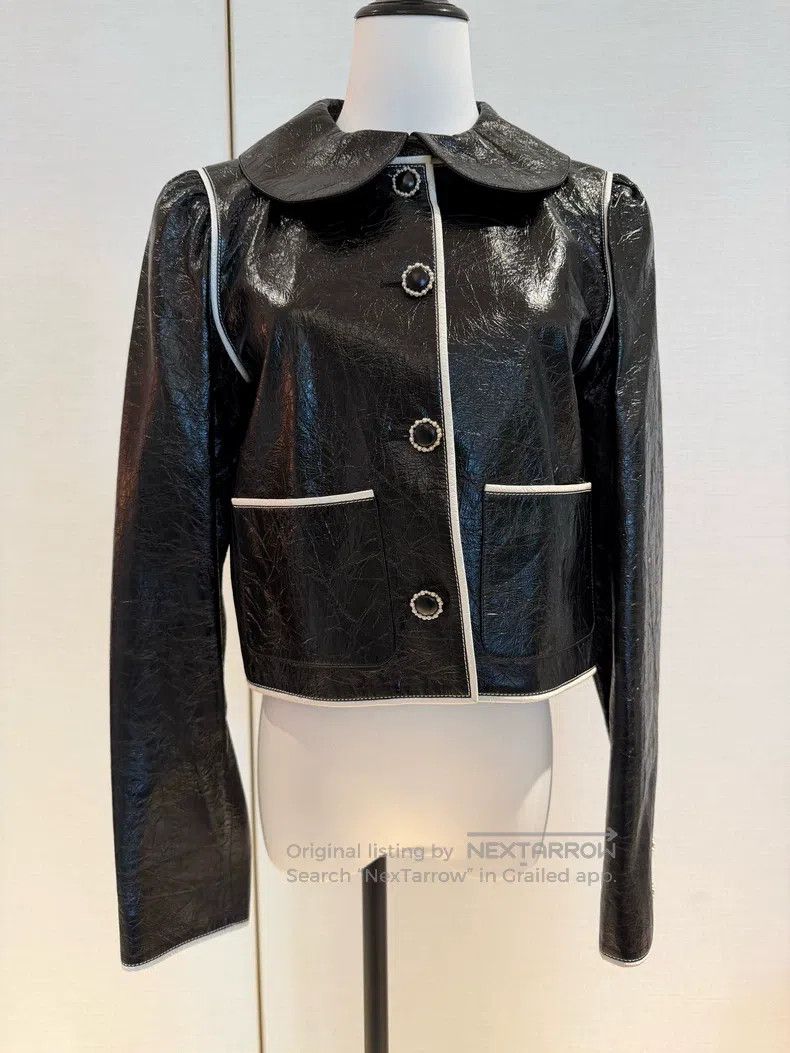 Chanel Chanel 21A black pearl buckle doll collar two pockets blac Size XS / US 0-2 / IT 36-38 - 1 Thumbnail