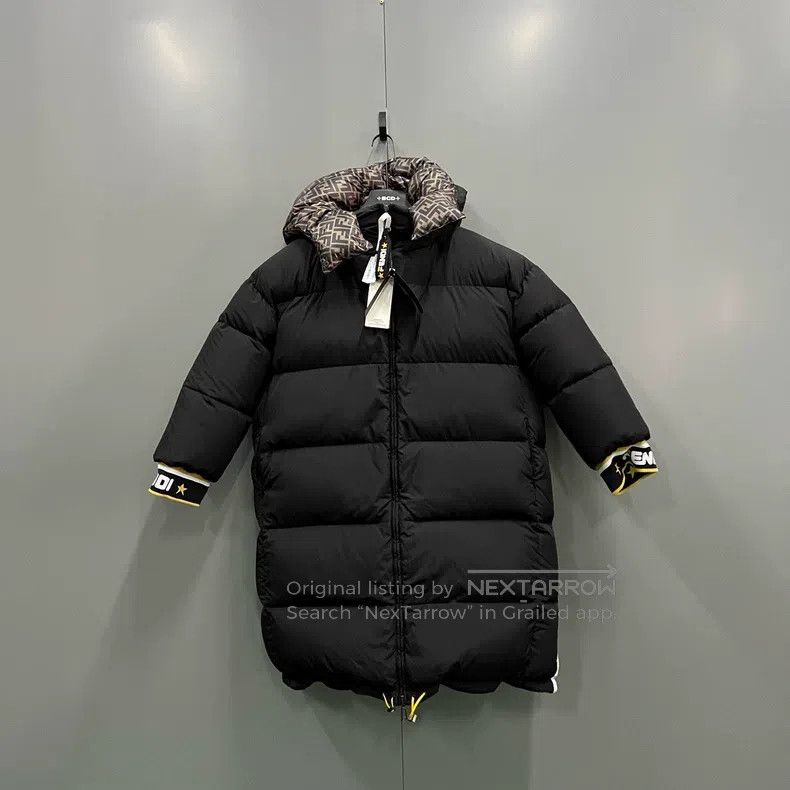 Fendi Fendi Full-printed old logo reversible down jacket with do Size S / US 4 / IT 40 - 3 Thumbnail