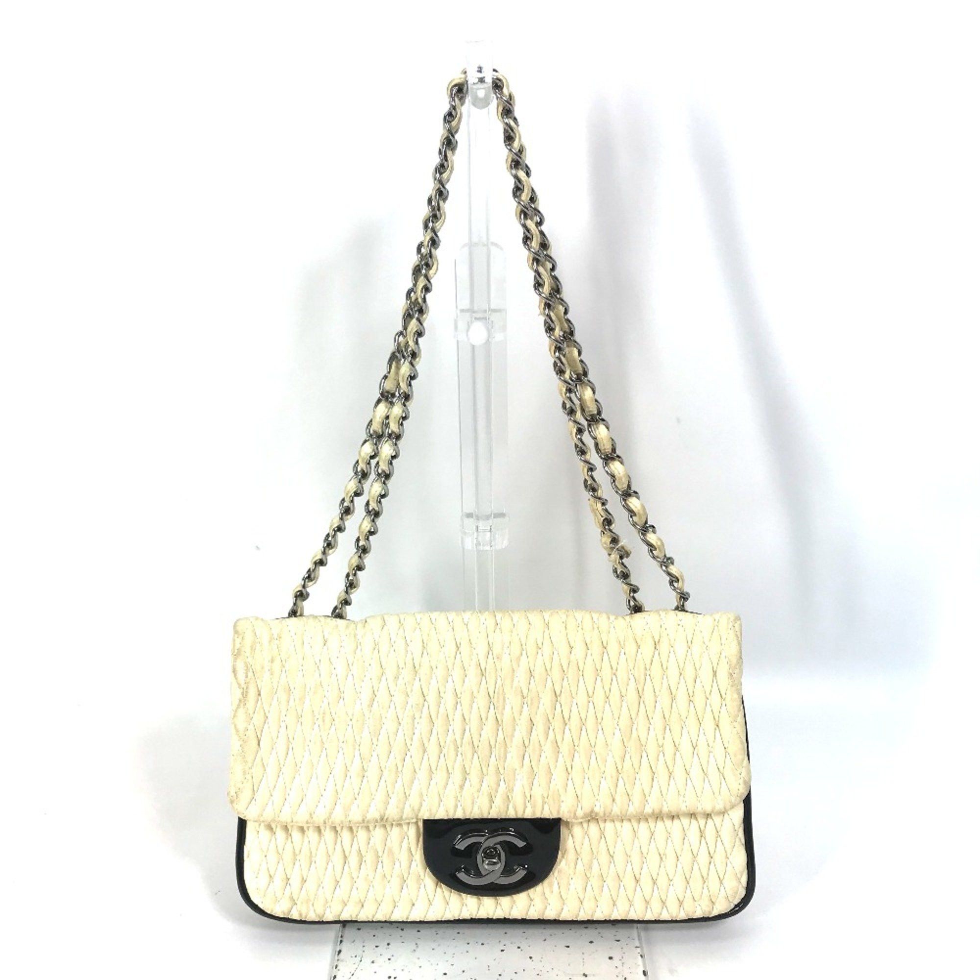 Chanel Chanel CC Chain bag Crossbody Double Chain Shoulder Bag White SilverHardware Size ONE SIZE - 1 Thumbnail