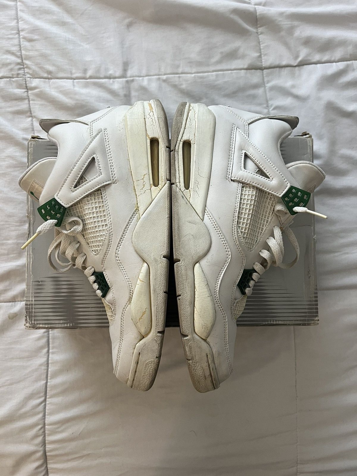 Jordan Brand 2004 Air Jordan 4 Retro “Classic Green” Size US 12 / EU 45 - 3 Thumbnail
