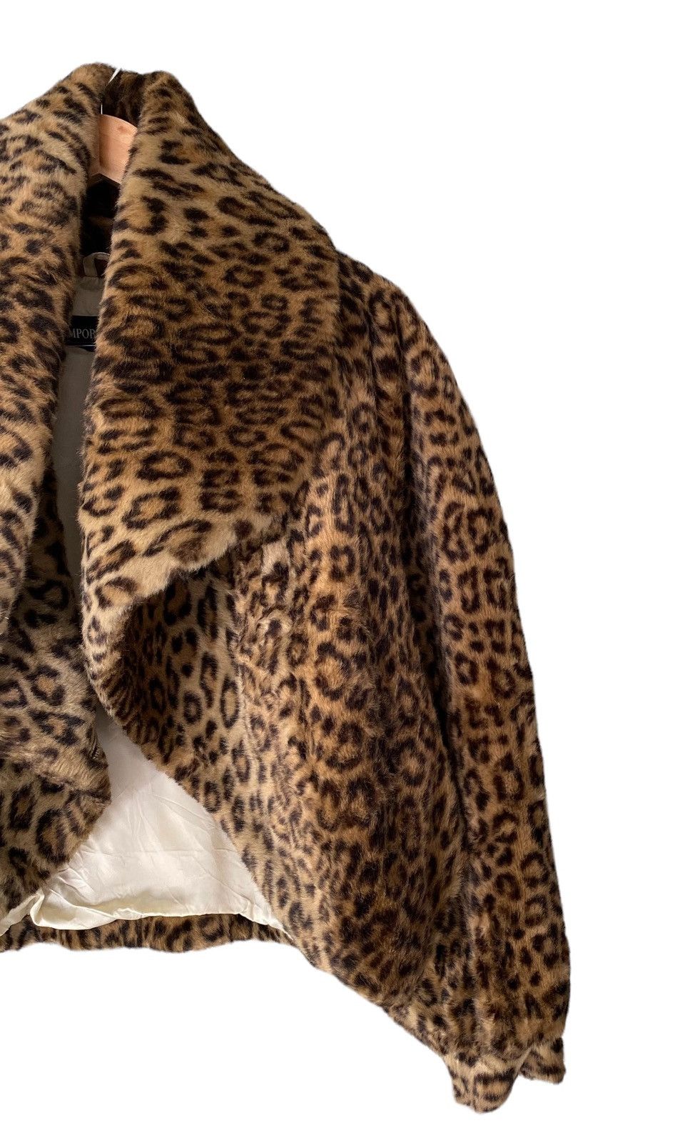 Emporio Armani Rare EMPORIO ARMANI Poncho Leapord Italian Desingner Size L / US 10 / IT 46 - 8 Thumbnail