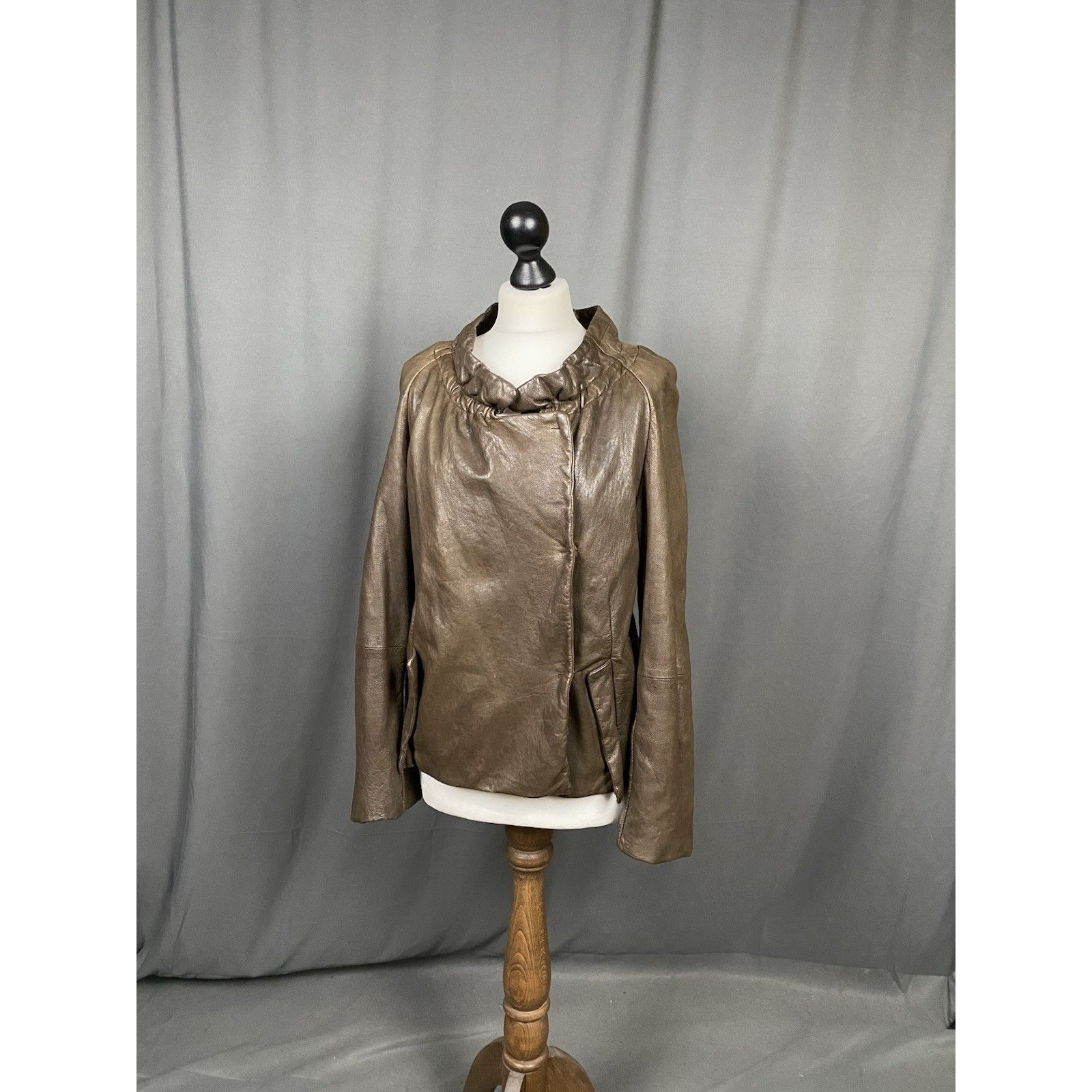 Marni MINT! Marni Women's Brown High Neck Leather Jacket Size 38 Size XS / US 0-2 / IT 36-38 - 4 Thumbnail
