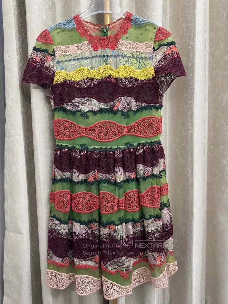 Valentino Valentino Lace dress Size M / US 6-8 / IT 42-44 - 1 Thumbnail