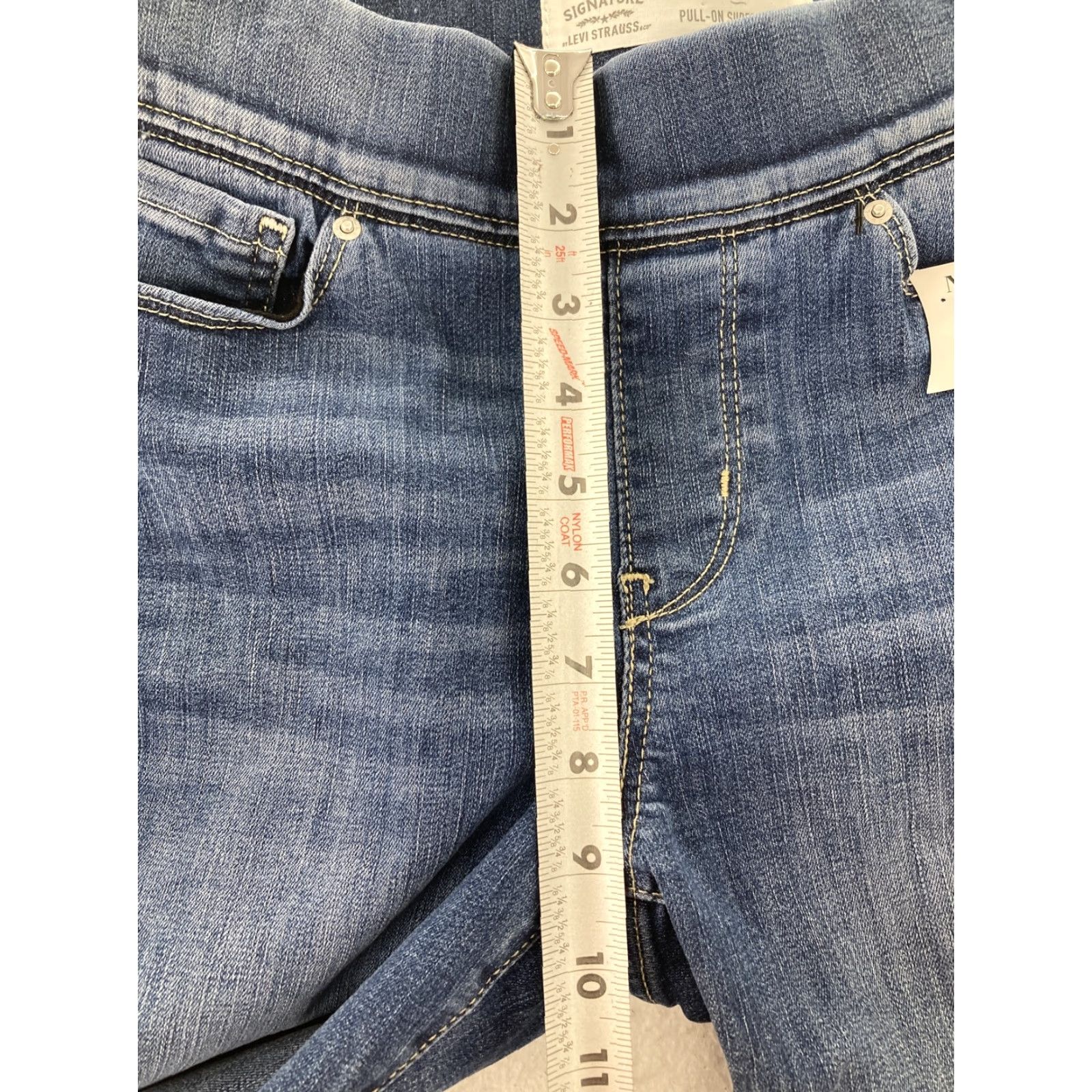 Levi's Levi's Signature Shaping Jeans Women's Super Skinny Stretch Size 2 Dark Wash Blue Size 26" / US 2 / IT 38 - 4 Thumbnail