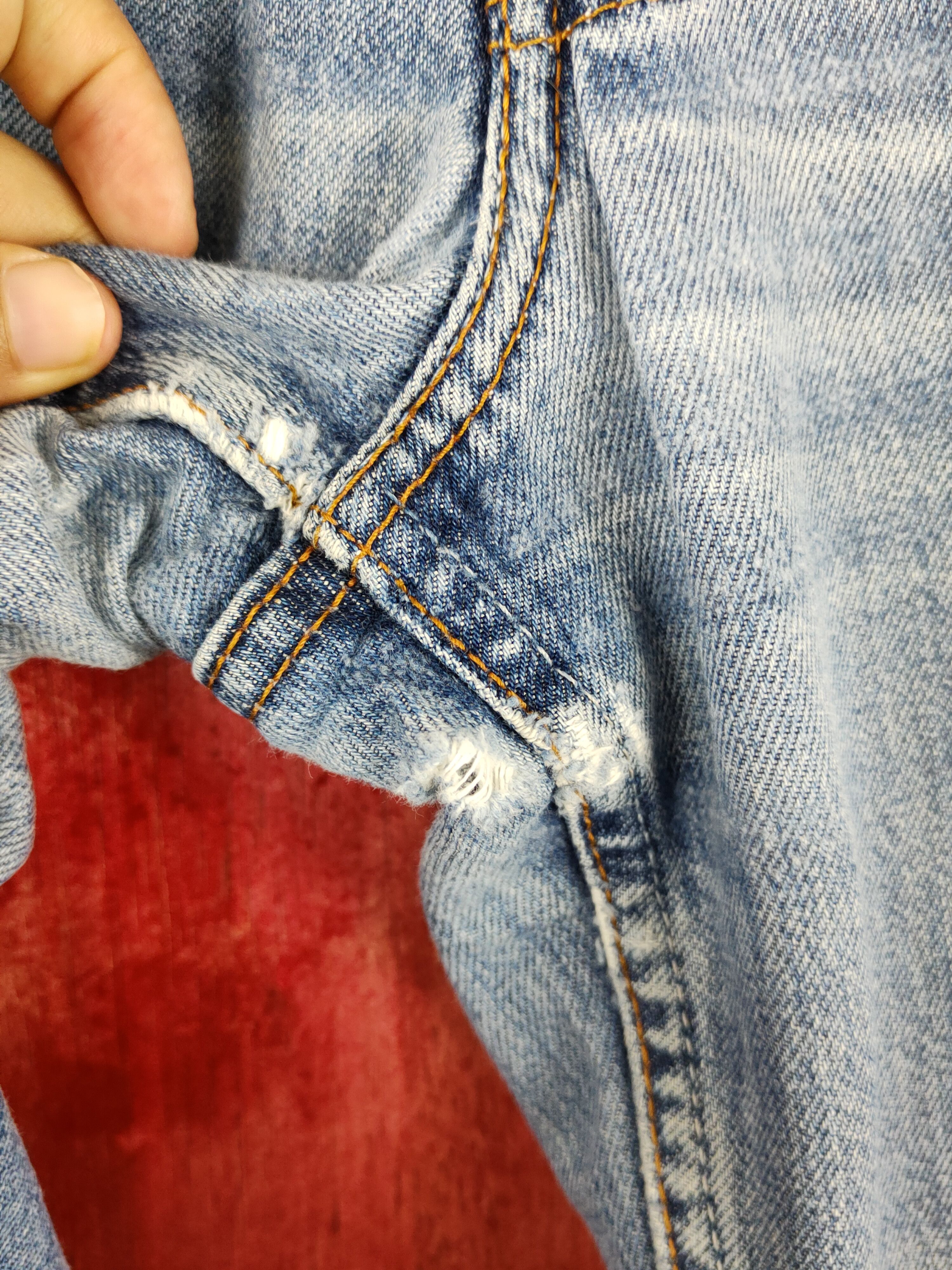 Japanese Brand Levi's Blue Distressed Ripped Jeans #S1671 Size US 31 - 3 Thumbnail