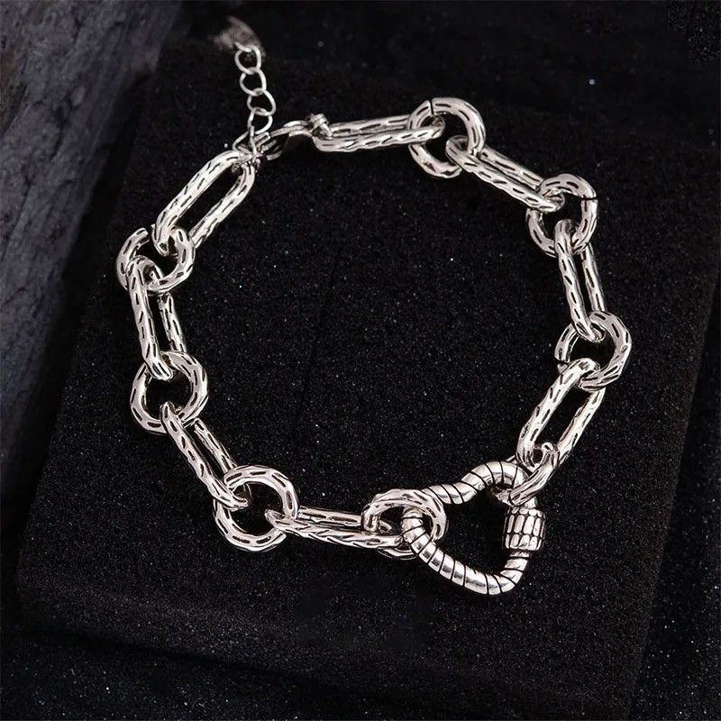 Vintage Retro Silver Love Heart Bracelet Size ONE SIZE - 1 Thumbnail