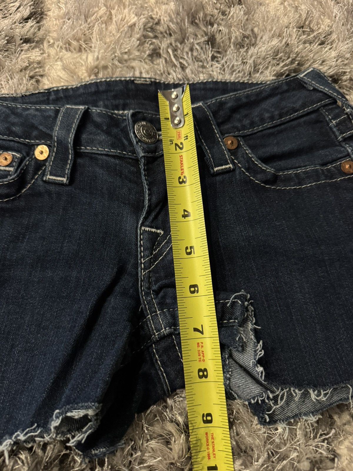True Religion True Religion denim cut off shorts with rhinestone Size 24" / US 00 / IT 34 - 6 Thumbnail