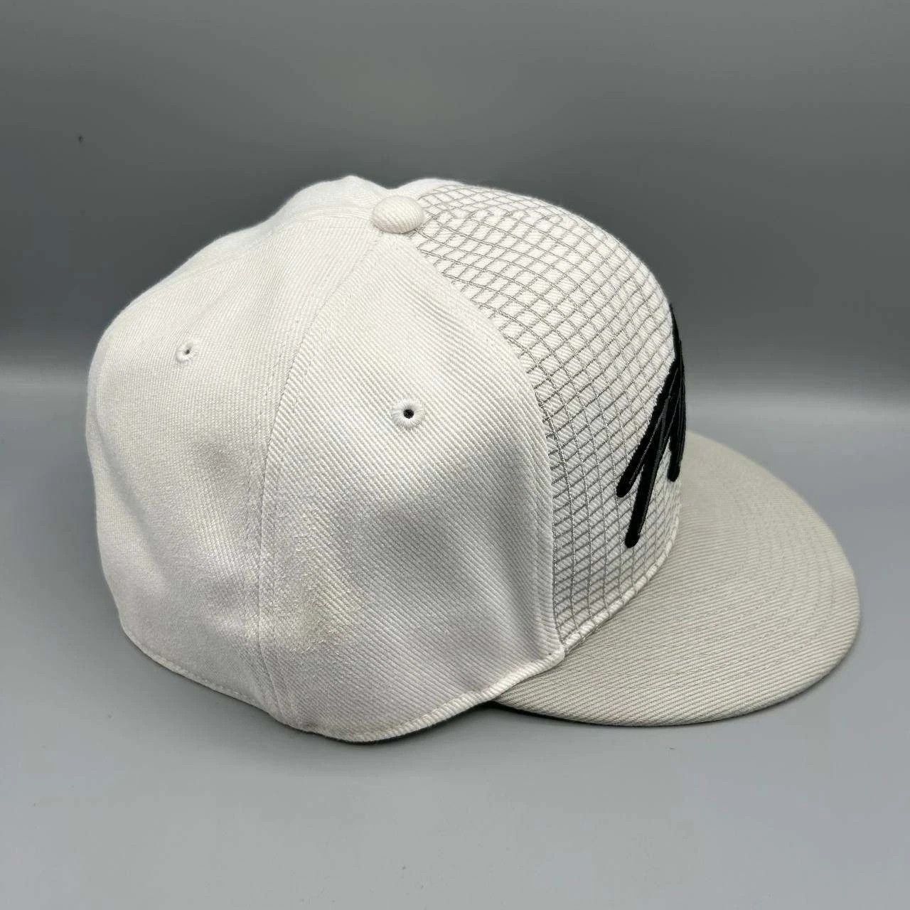 Jordan Brand Air Jordan Flight Hat Men 7 3/8 Embroidered Fitted Cotton Size ONE SIZE - 3 Thumbnail