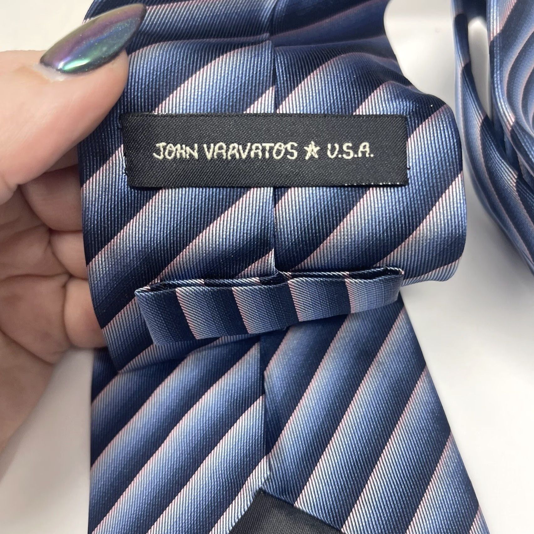 John Varvatos John Varvatos Tie Blue Gray Fade Silk Stripes Business USA Luxury Preppy Design - Designer Men’s Classic Silk Tie Size ONE SIZE - 7 Thumbnail